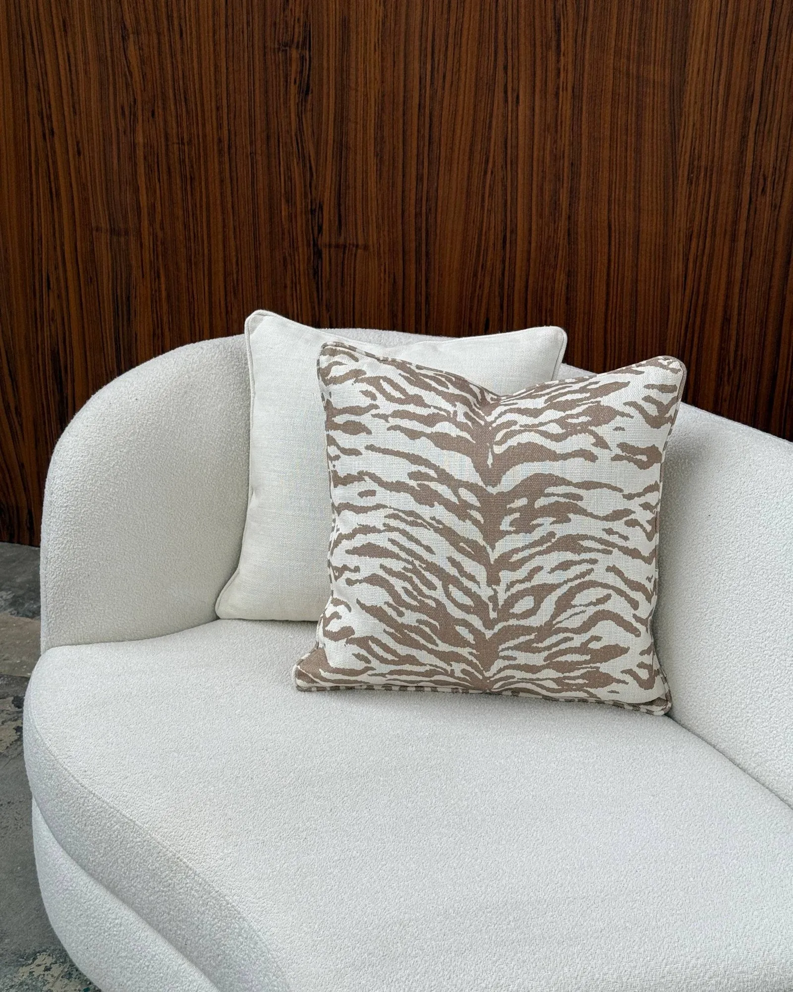 Poduszka dekoracyjna Norell, Tiger beige-off white, 50x50 cm Tinted