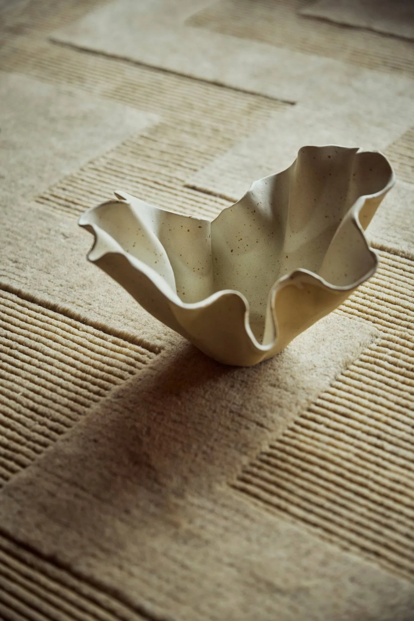 Rzeźba Amnell, Beige, 29x18 cm Tinted