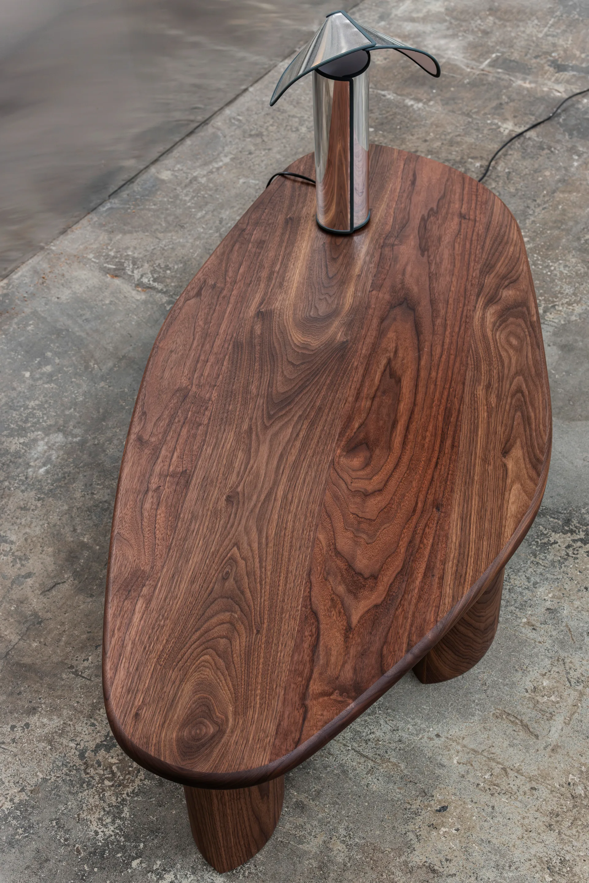 Stolik kawowy Lowe , Orzech włoski dark brown Tinted