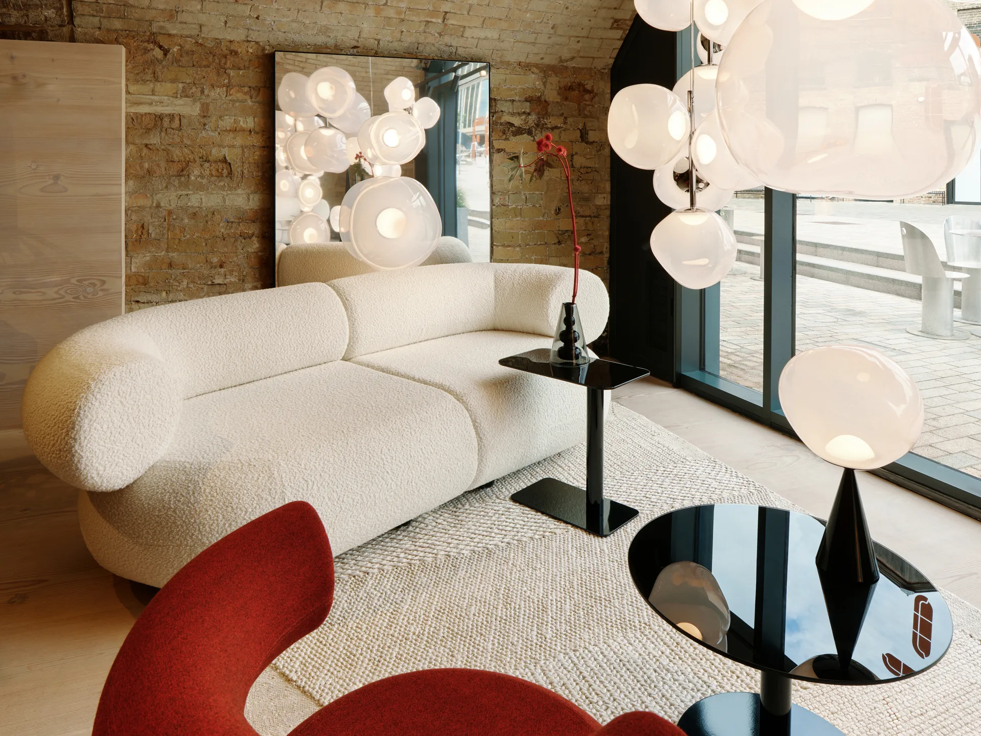 Duży żyrandol Melt Chandelier LED 196 cm, Opal-srebrny Tom Dixon