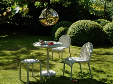 Groove stolik kawiarniany okrągły - Putty, Ø70 cm - Tom Dixon