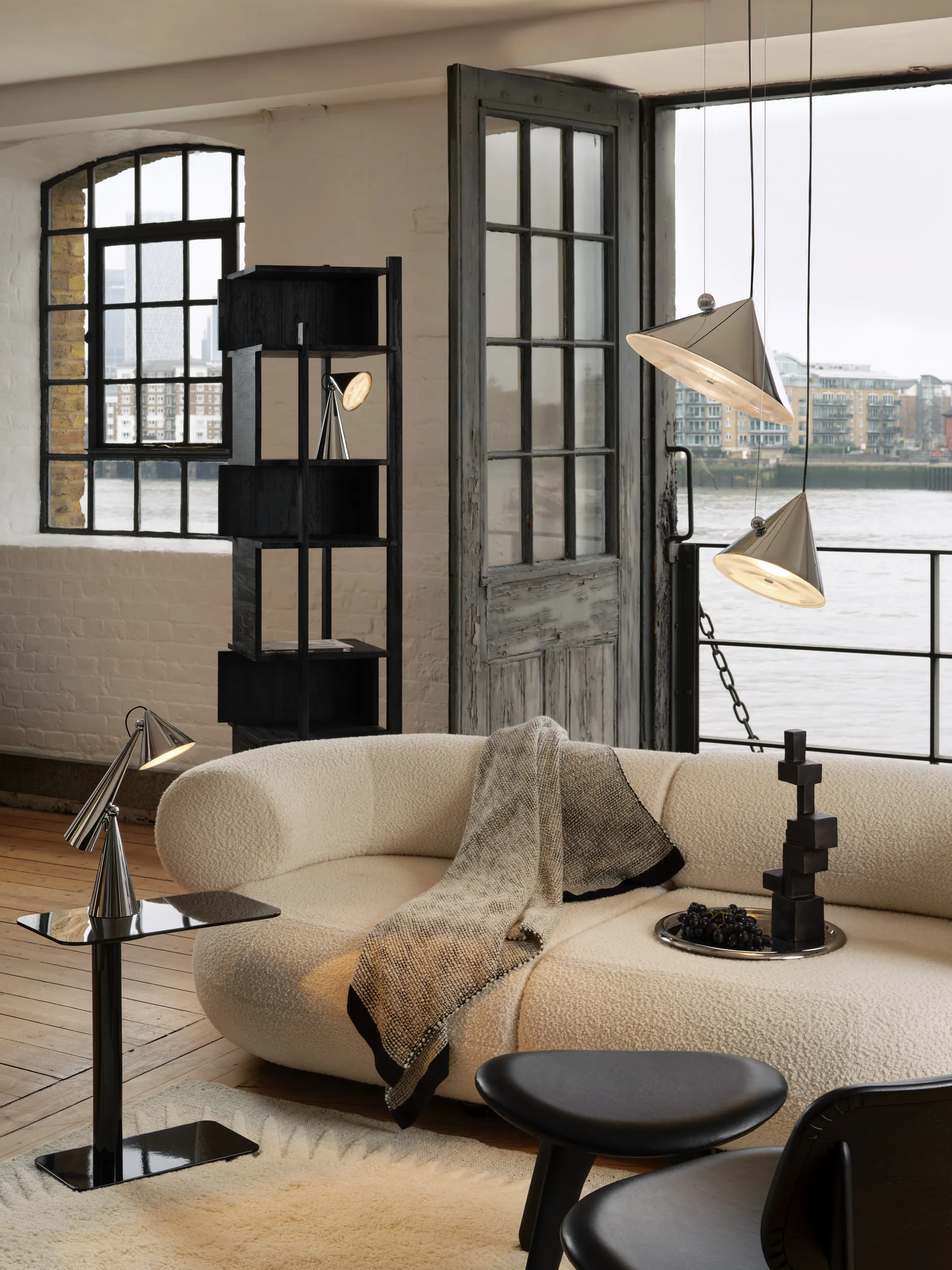 Koc Thread 140x180 cm, Black & White Tom Dixon
