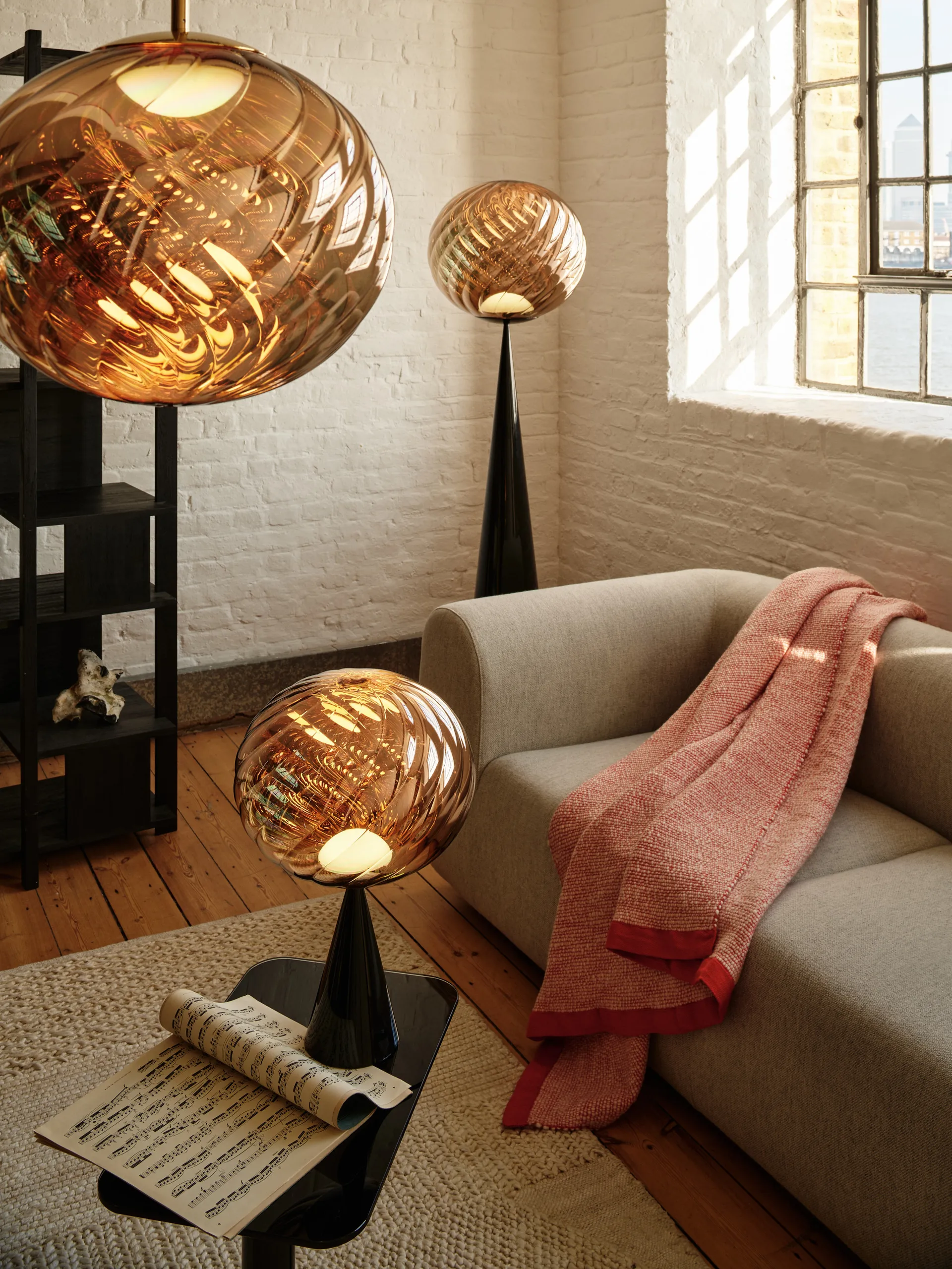 Koc Thread 140x180 cm, Orange & White Tom Dixon