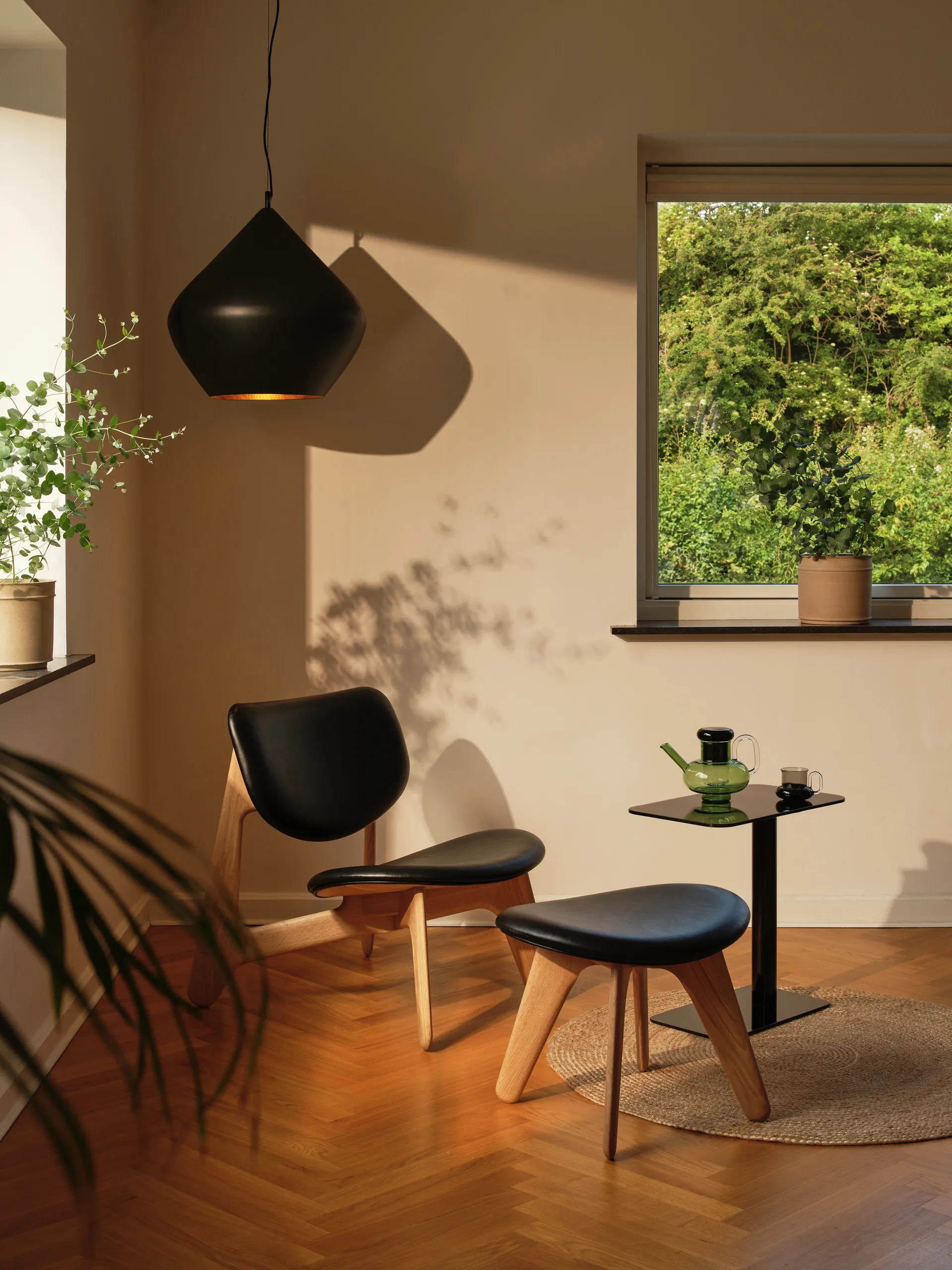 Krzesło lounge tapicerowane siedzisko Slab, Naturalny dąb-czarna skóra Tom Dixon