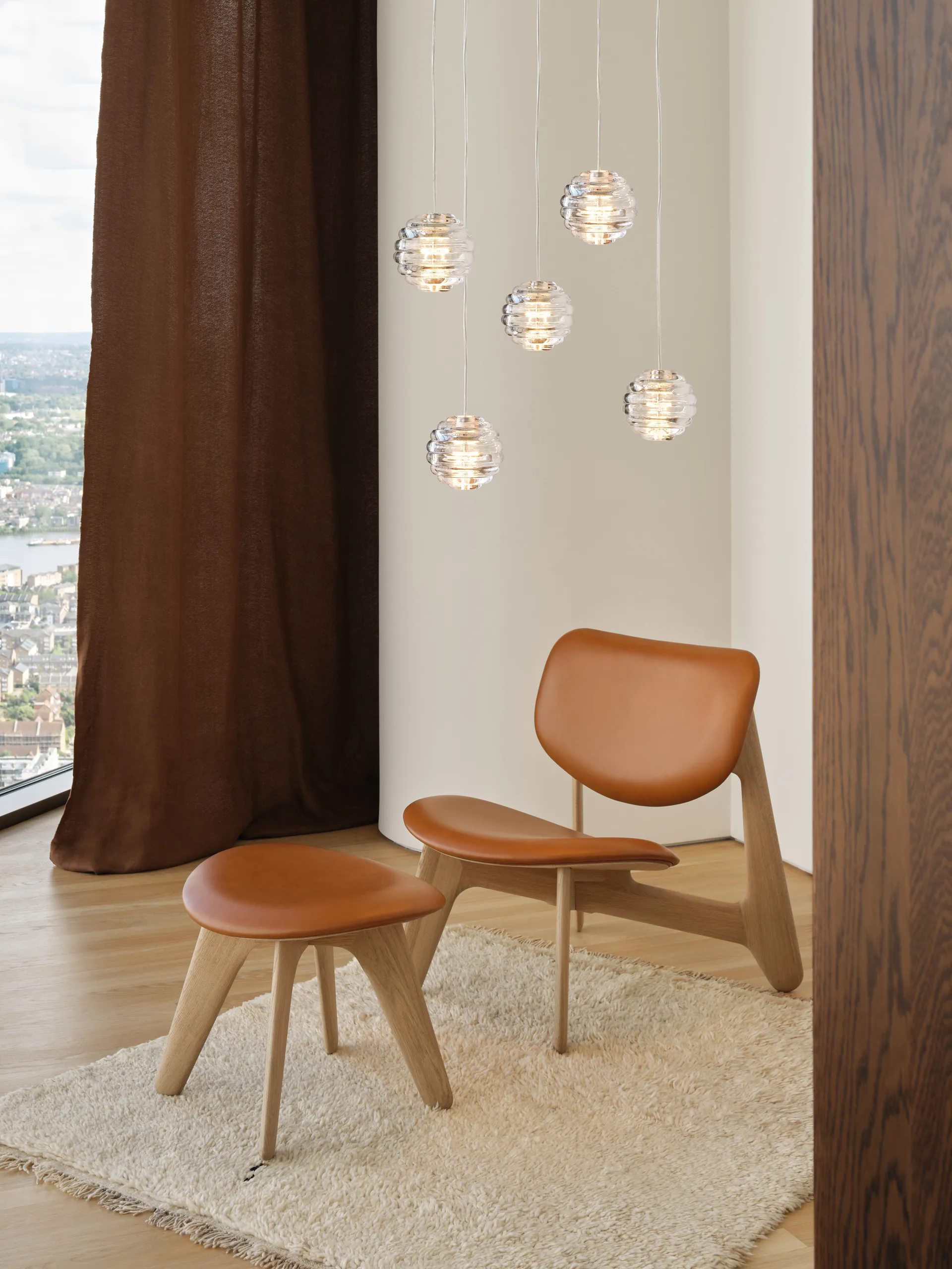 Krzesło lounge tapicerowane siedzisko Slab, Naturalny dąb-skóra koniakowa Tom Dixon