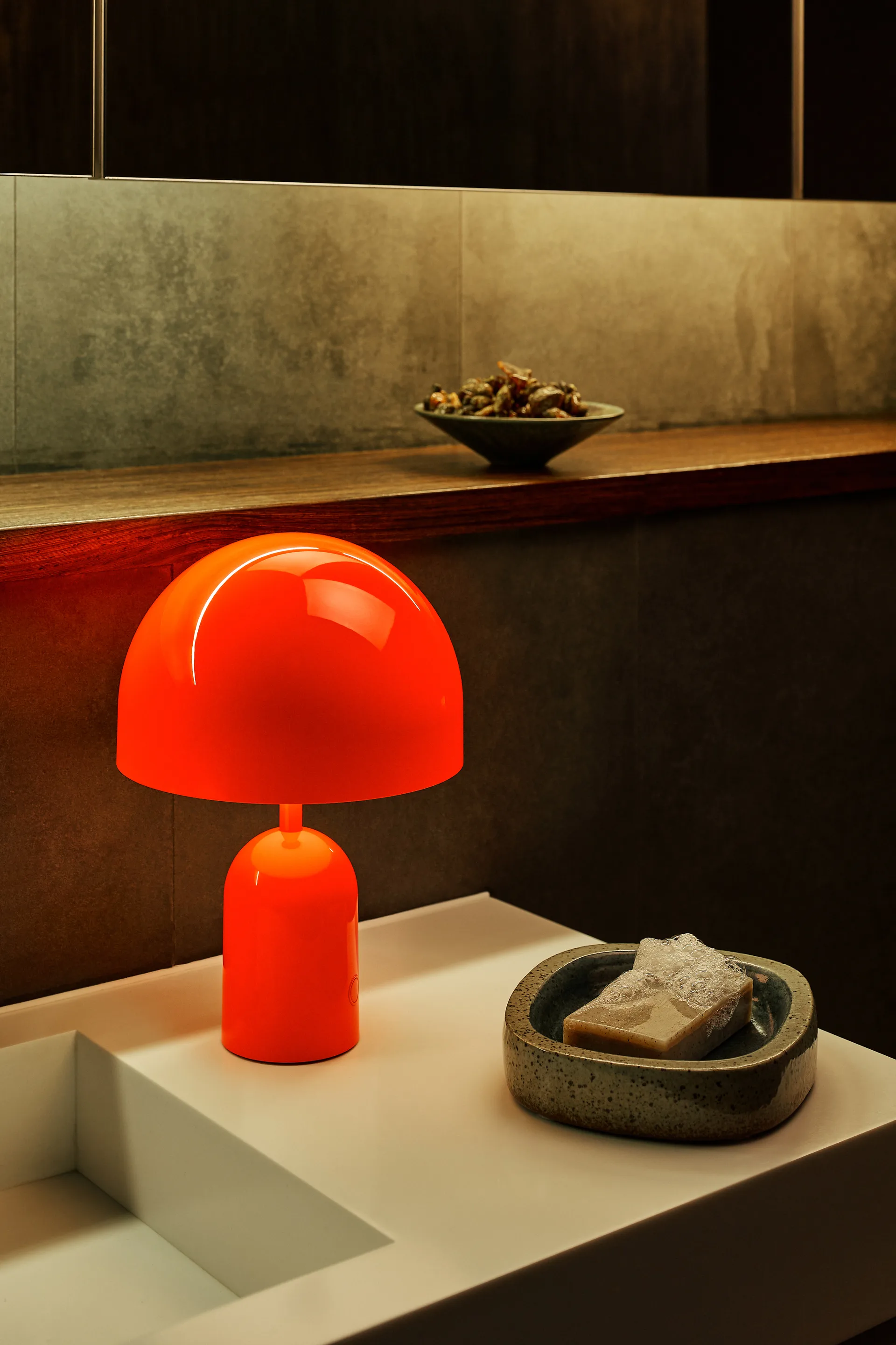 Lampa stołowa przenośna Bell LED 28 cm, Fluoro Tom Dixon
