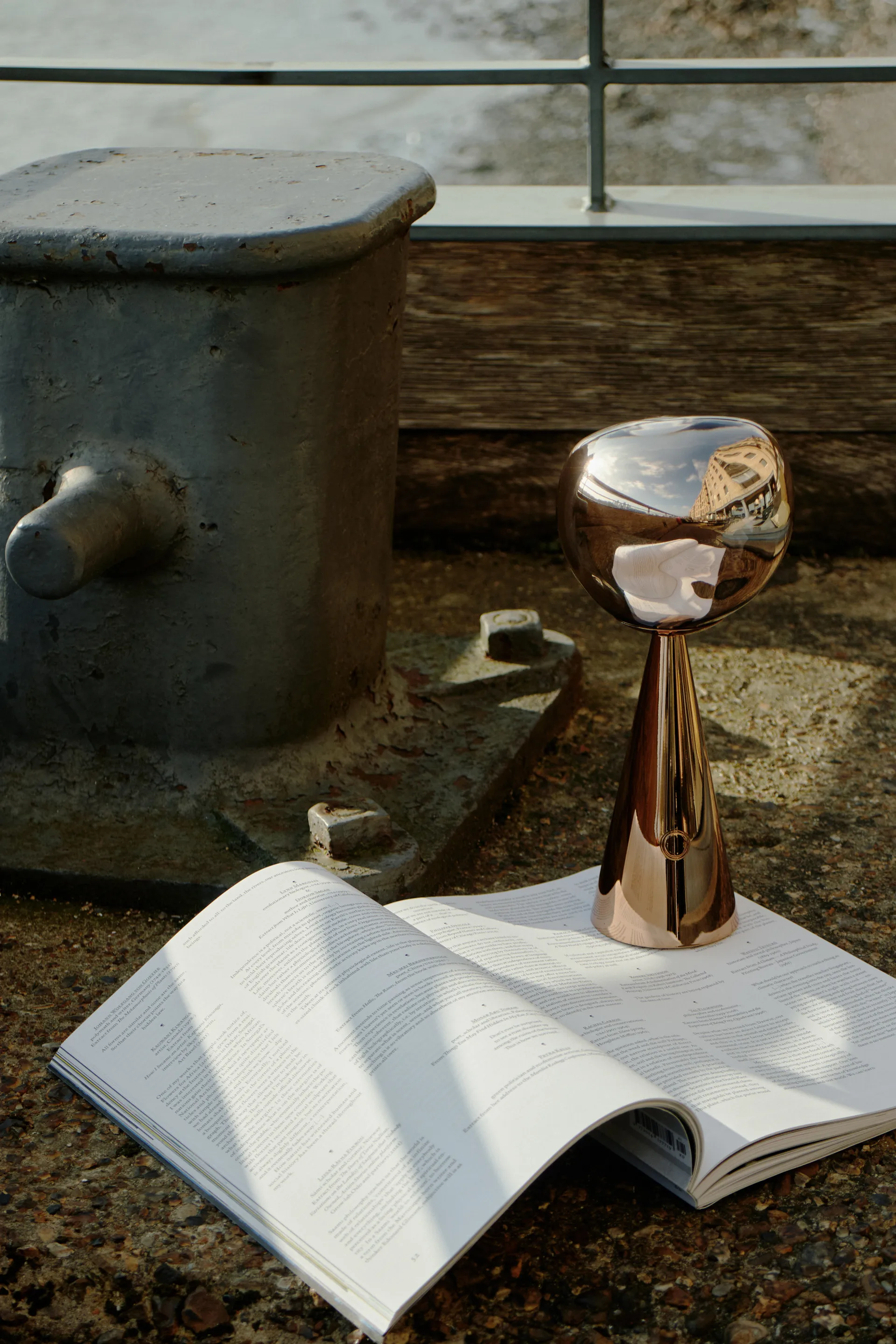 Lampa stołowa przenośna Melt LED 28,5 cm, Bronze Tom Dixon