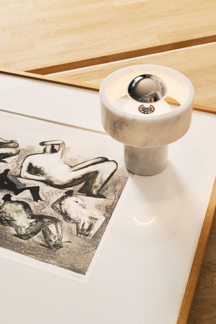 Lampa stołowa przenośna Stone LED 28 cm, Marmur-srebro Tom Dixon