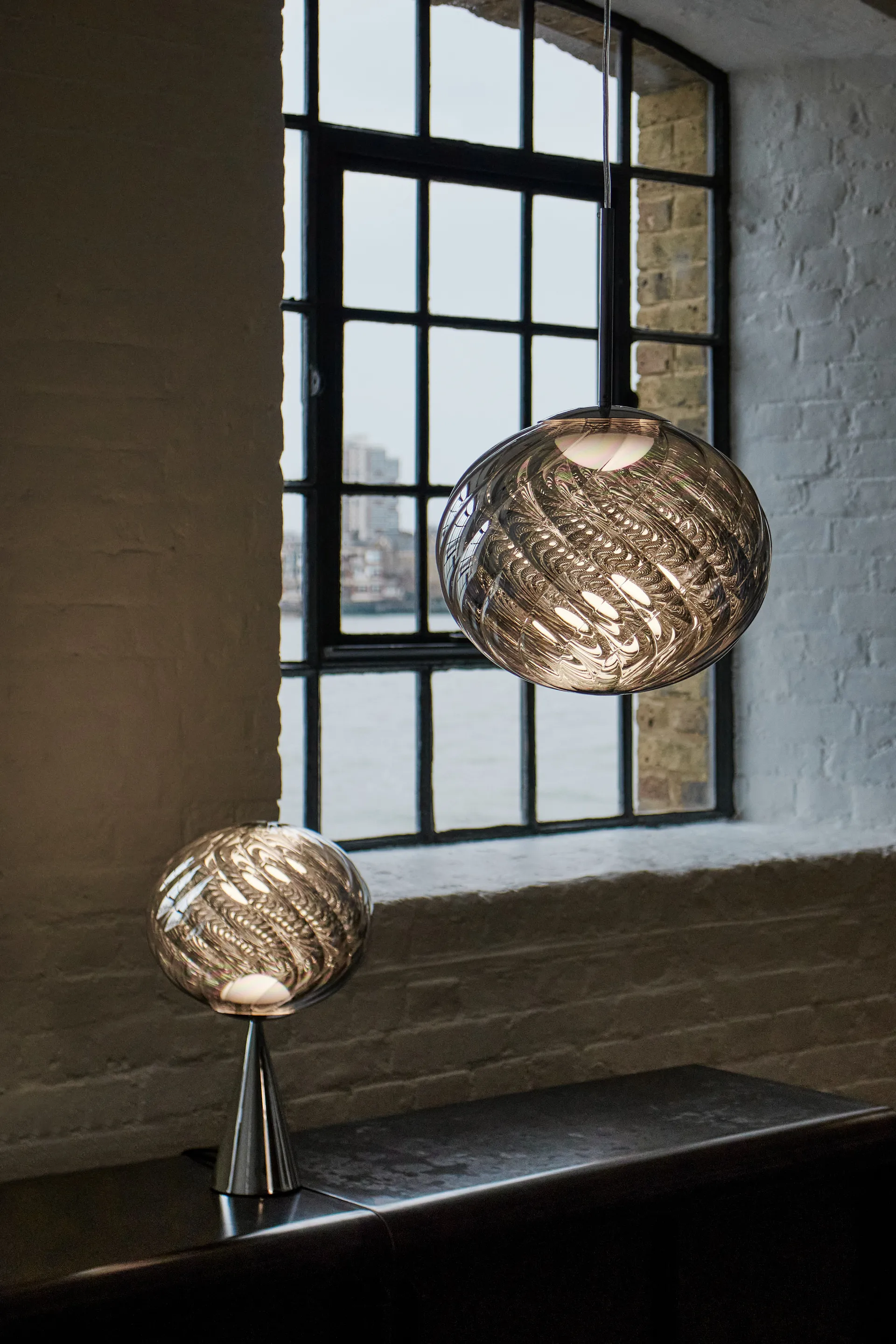 Lampa wisząca Whirl Ø30 cm, Silver Tom Dixon