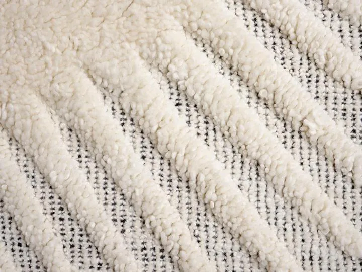 Mata Edgy, 200x300 cm Tom Dixon