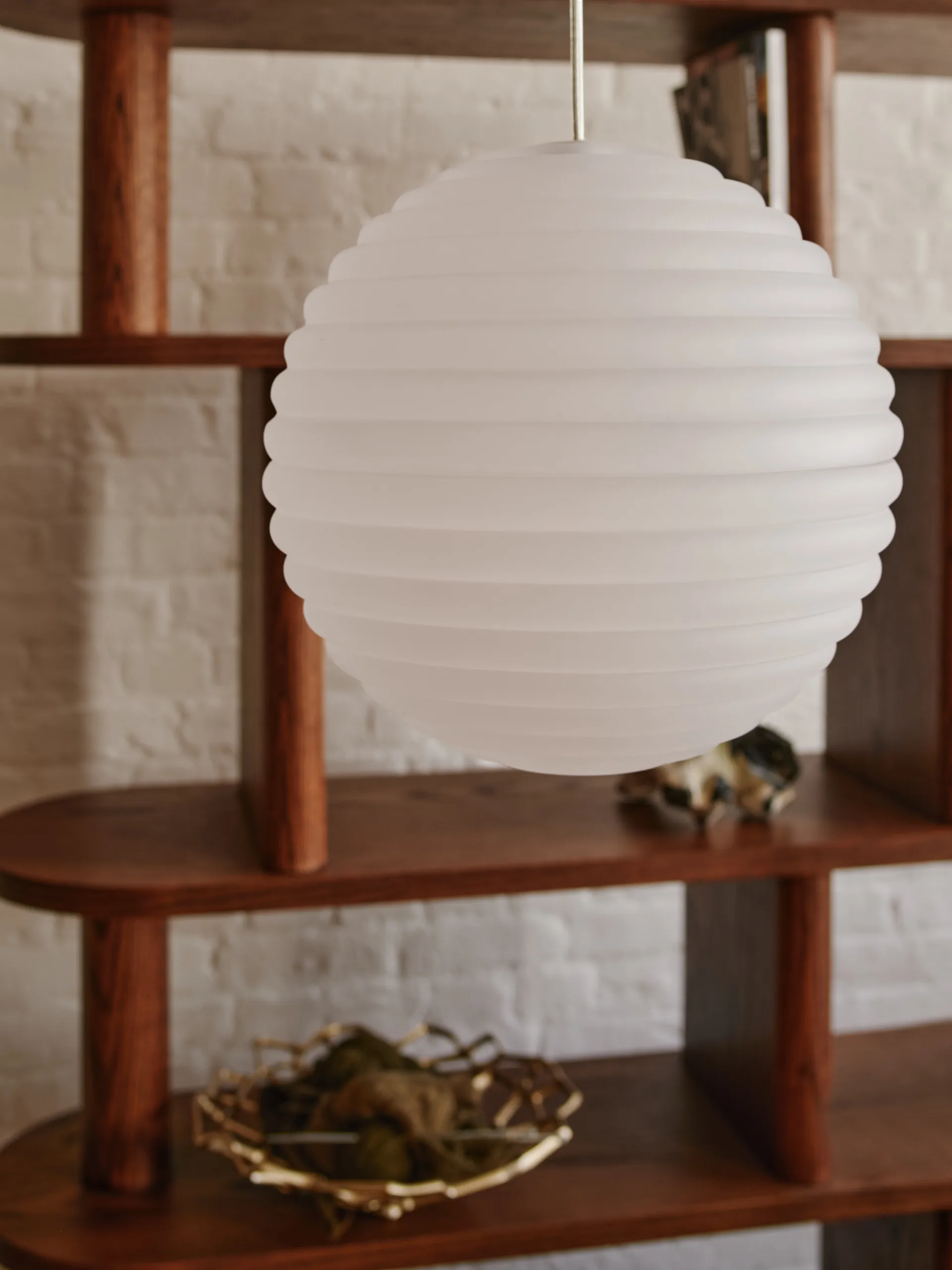 Mini lampa wisząca Press Sphere LED Ø14,5 cm, Frosted Tom Dixon