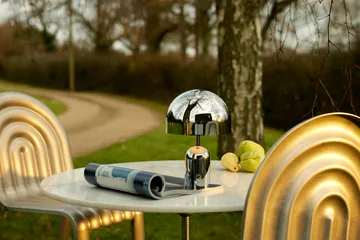 Przenośna lampa stołowa Bell Portable LED 28 cm - Srebrny - Tom Dixon