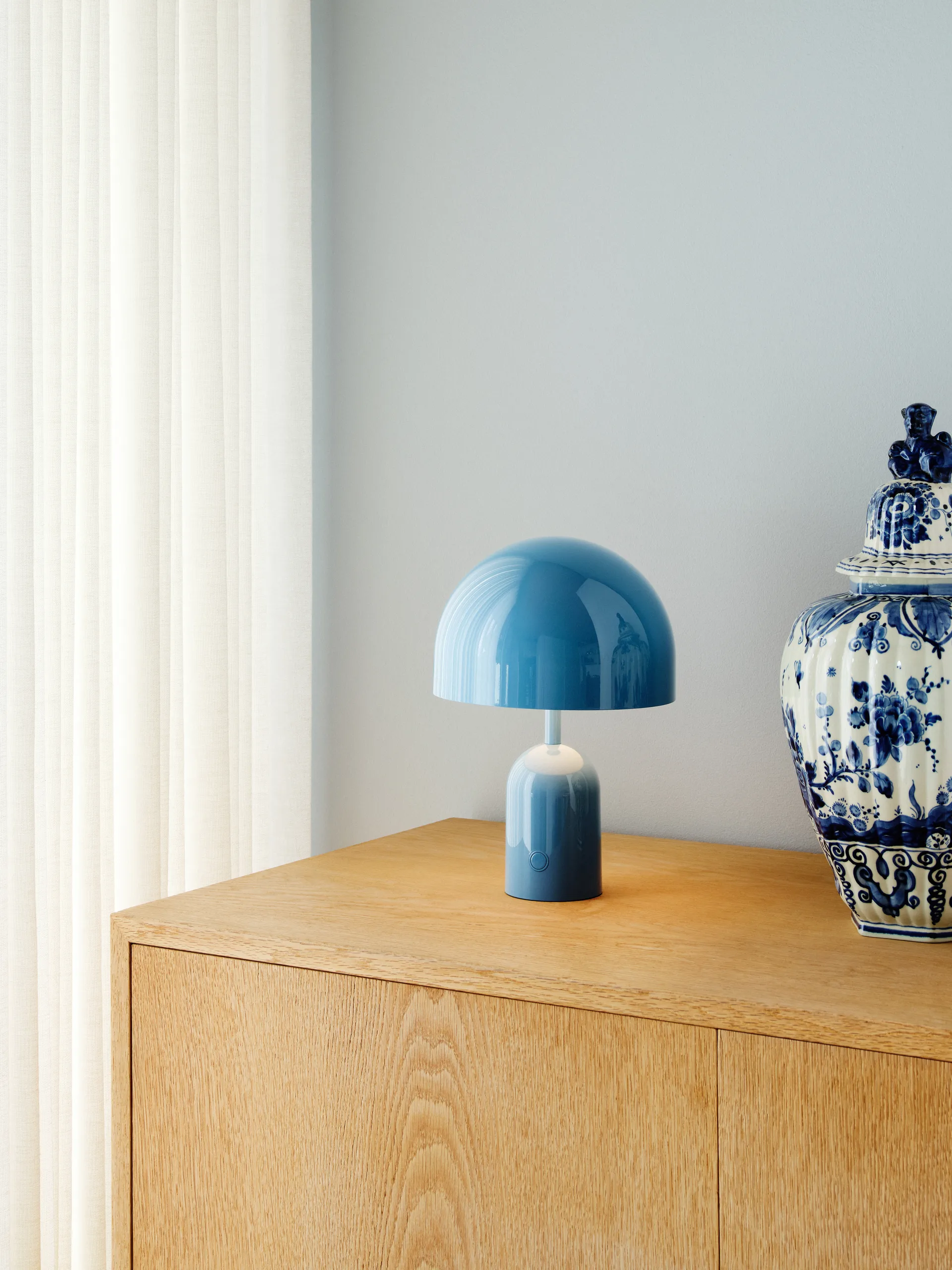 Przenośna lampa stołowa Pose Portable LED, Baby Blue Tom Dixon