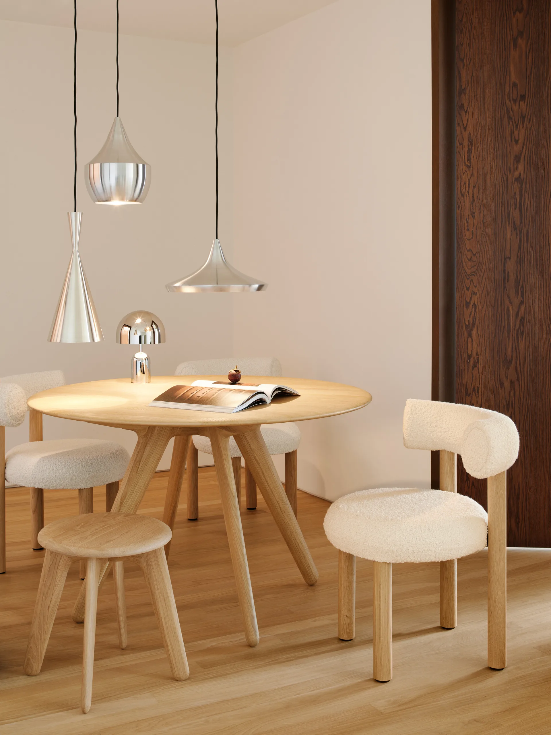 Stół okrągły Slab large Ø120 cm, Natural Tom Dixon