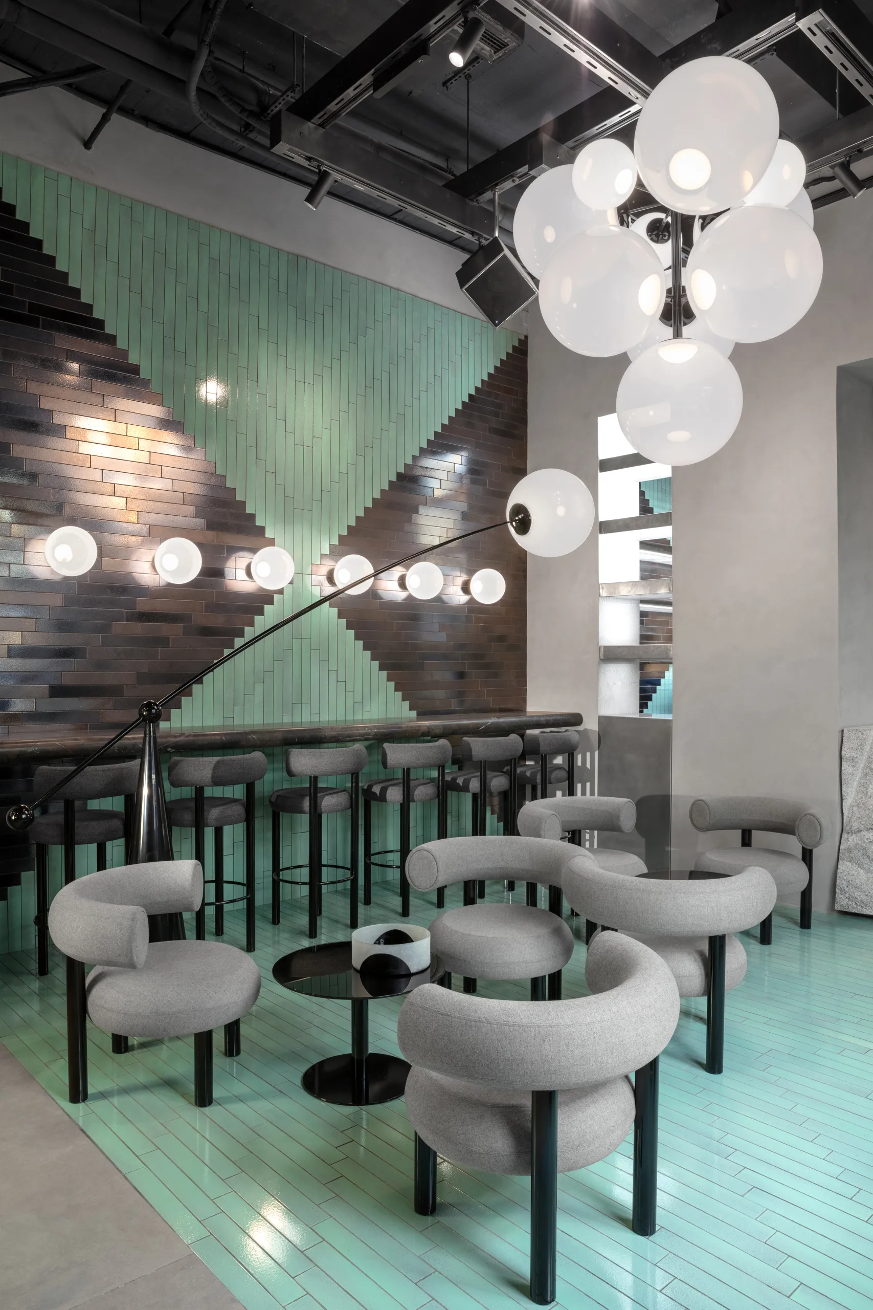 Stolik kawowy Flash Ø60 cm, Czarny-czarny statyw Tom Dixon