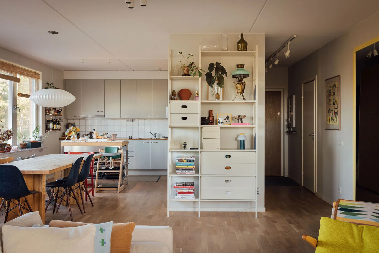 Portal regał na książki 123 cm - Off-white,  TÔNN furniture