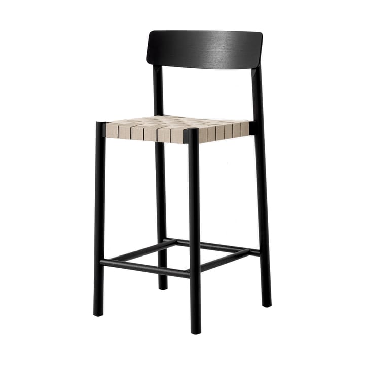 Betty TK12 Counter Chair stołek barowy 65 cm - Len w kolorze naturalnym-jesion lakierowany na czarno - &Tradition