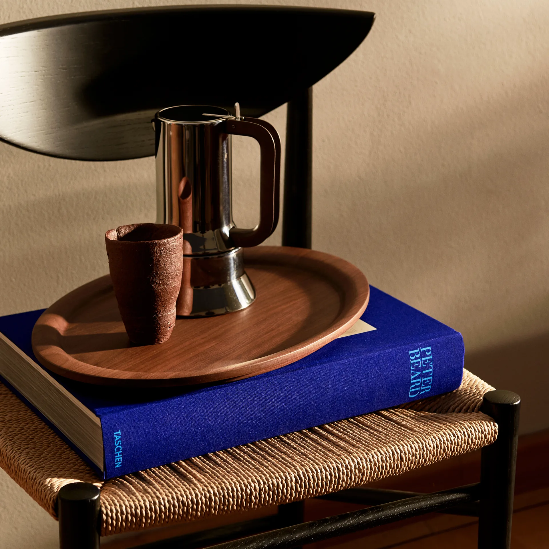 Drawn krzesło HM3, Czarny dąb &Tradition