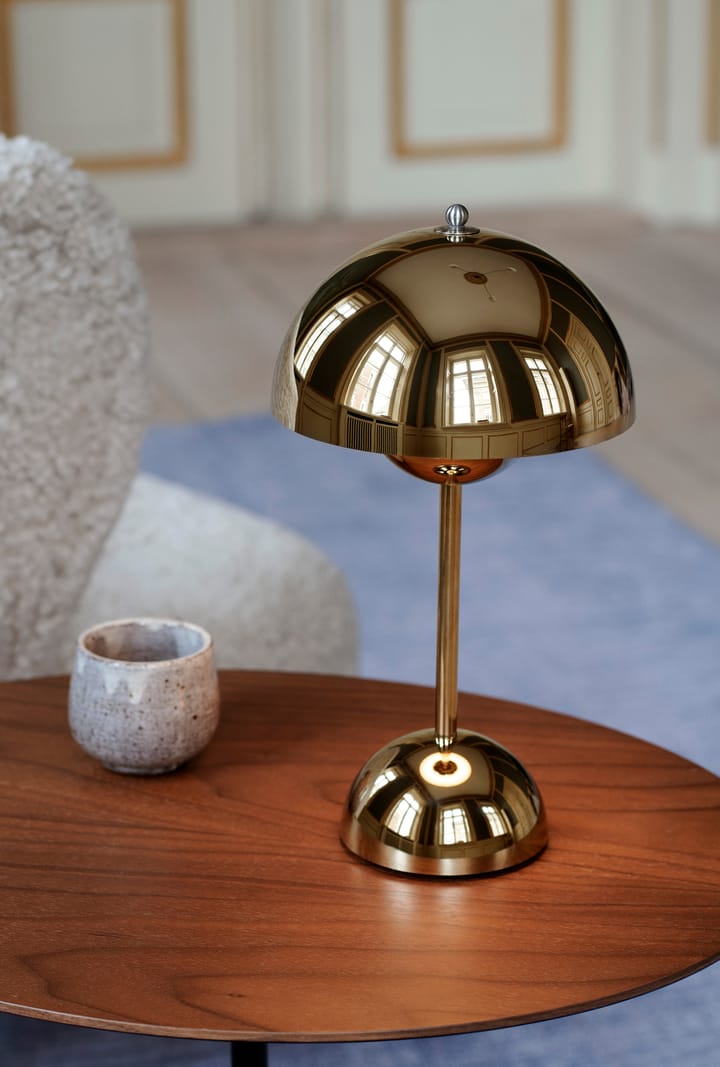Flowerpot bezprzewodowa lampa stołowa VP9 - Brass - &Tradition