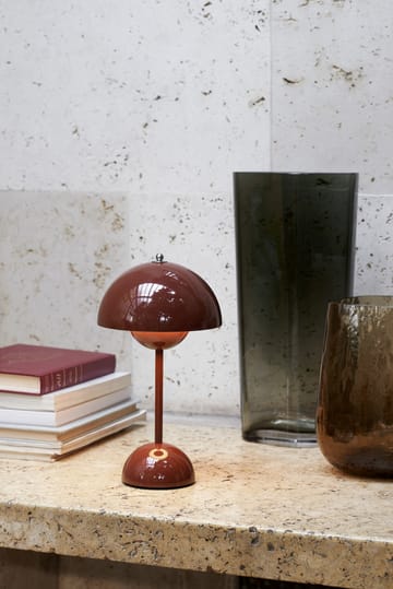 Flowerpot bezprzewodowa lampa stołowa VP9 - czerwień, brąz - &Tradition