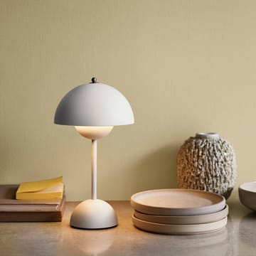 Flowerpot bezprzewodowa lampa stołowa VP9 - Jasoszara matowa - &Tradition
