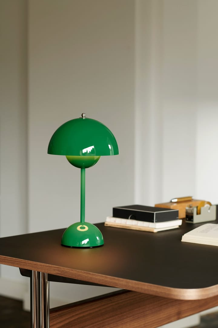 Flowerpot bezprzewodowa lampa stołowa VP9 - Signal green - &Tradition
