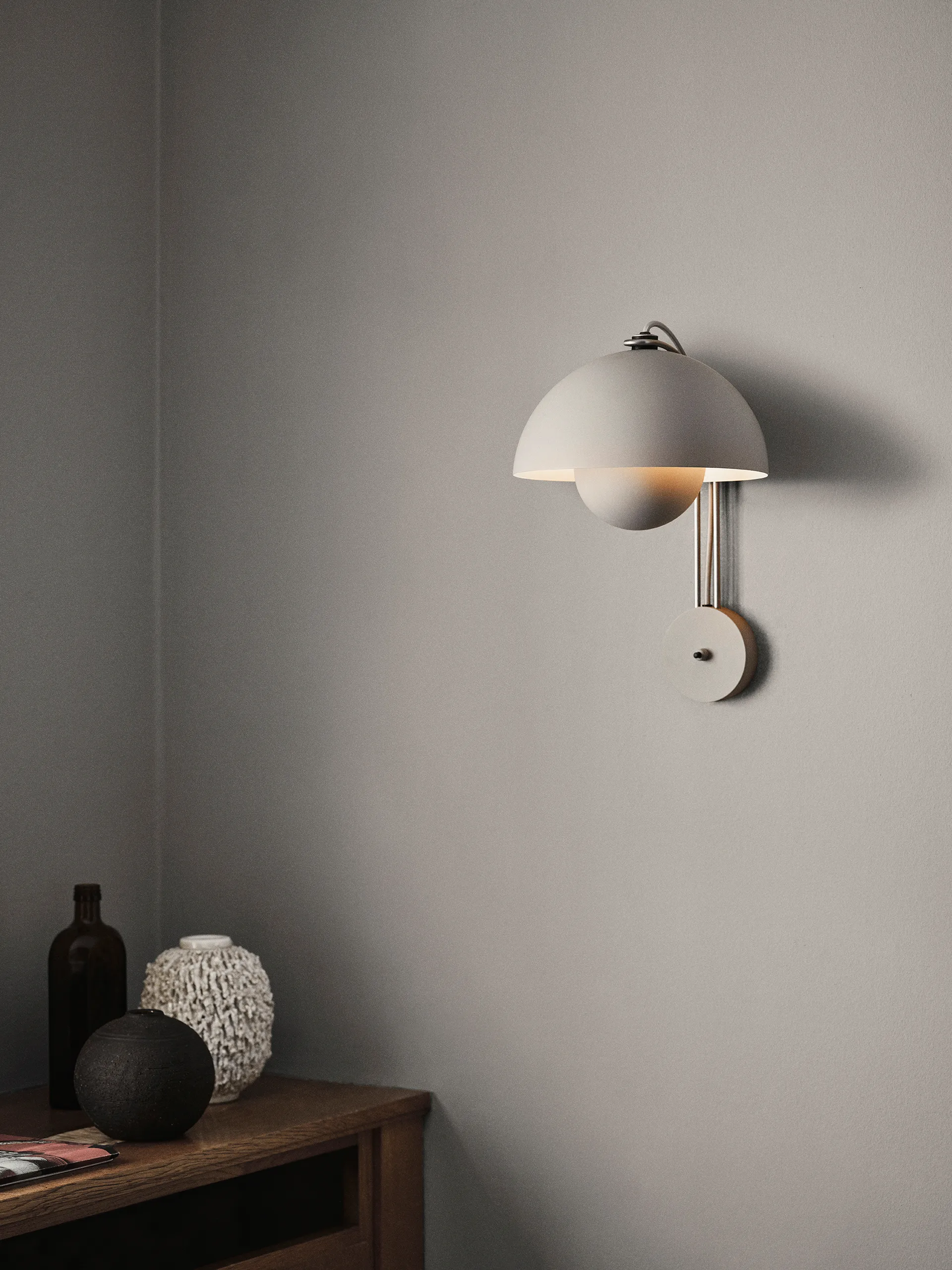 Kinkiet Flowerport VP8, Grey beige &Tradition