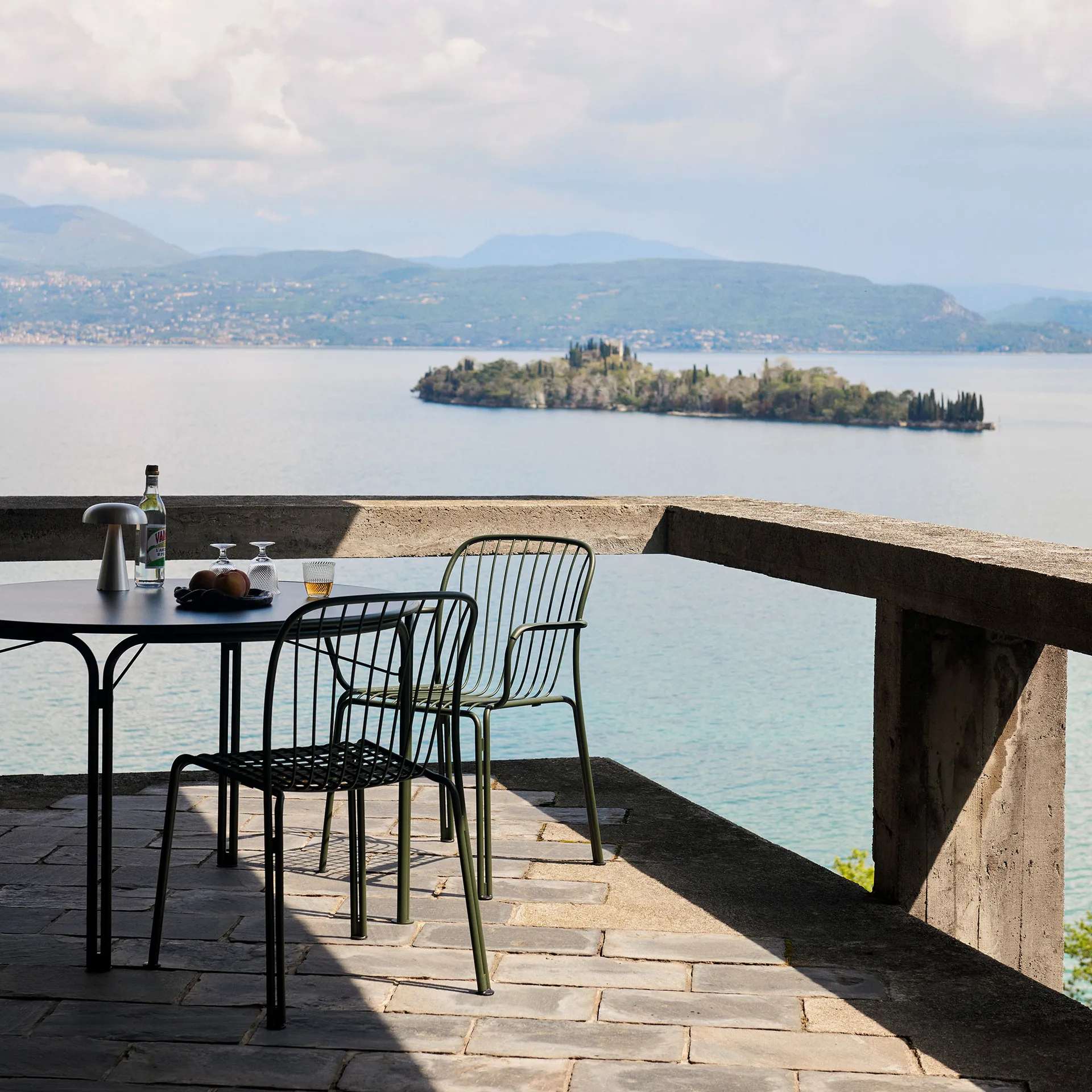 Krzesło Thorvald SC95, Bronze green &Tradition