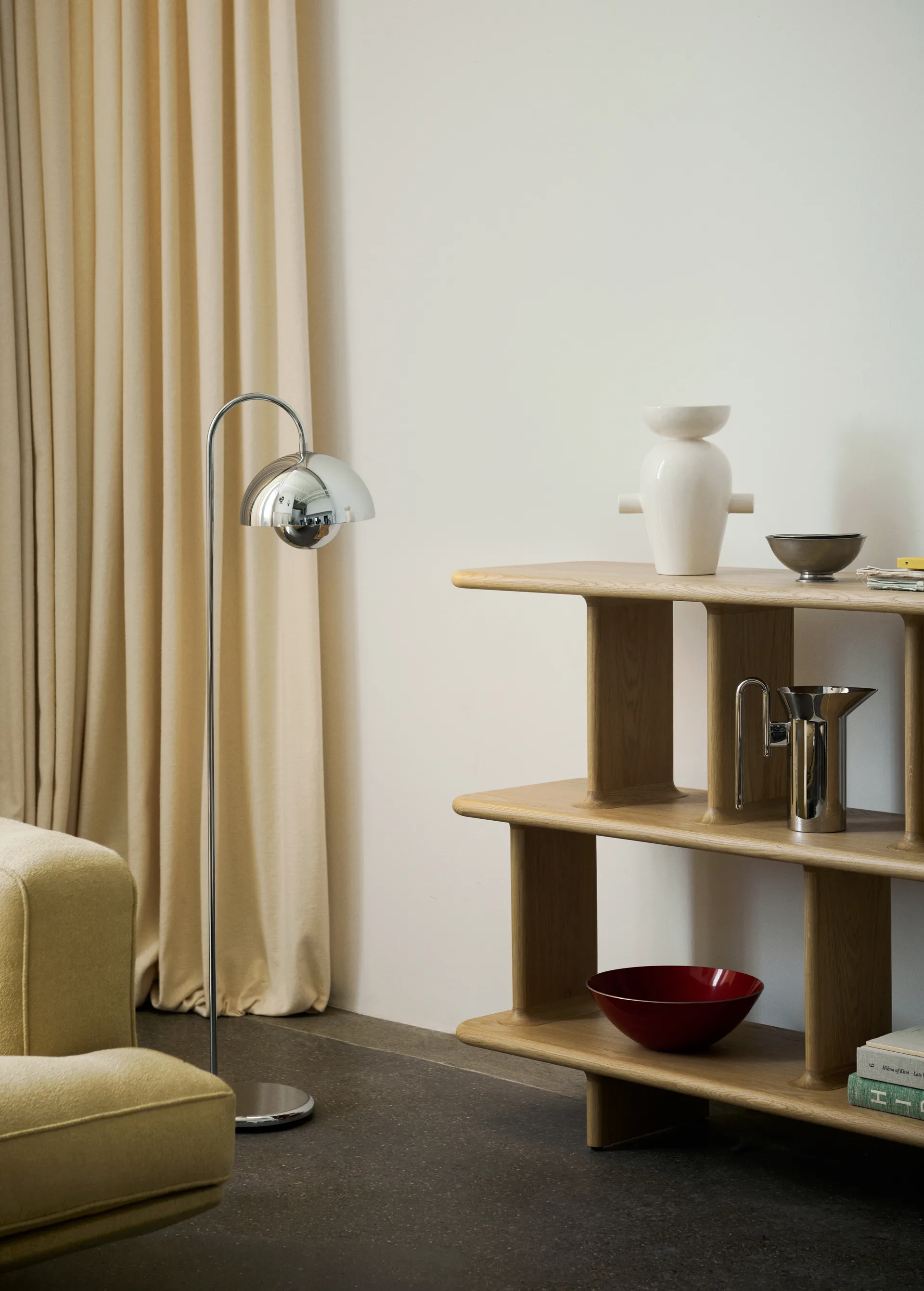 Lampa podłogowa Flowerpot VP12, Chrome &Tradition