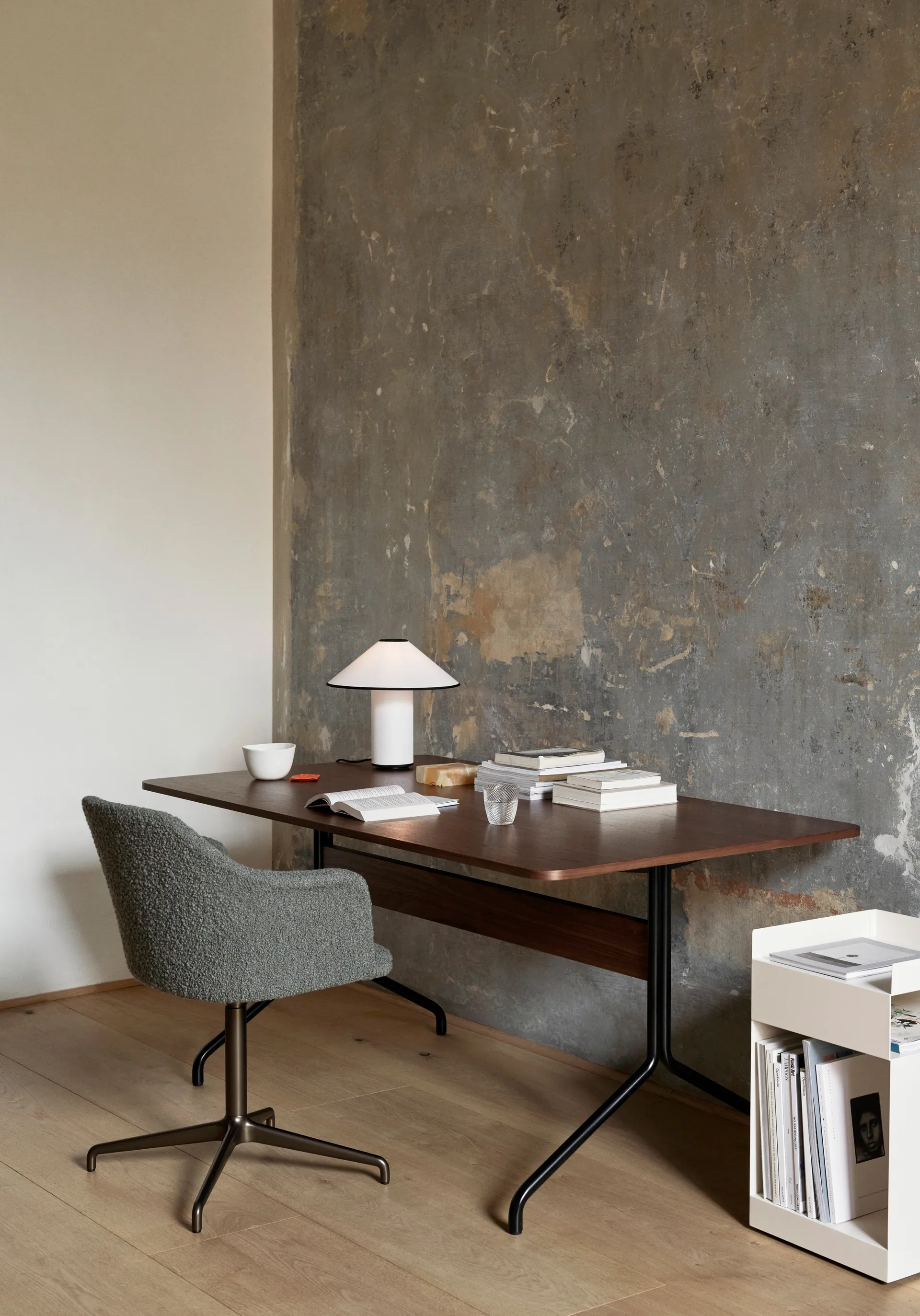 Lampa stołowa Colette ATD6, Czarny & biały &Tradition