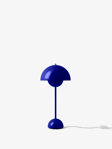 Lampa stołowa Flowerpot VP3 - Cobalt blue - &Tradition