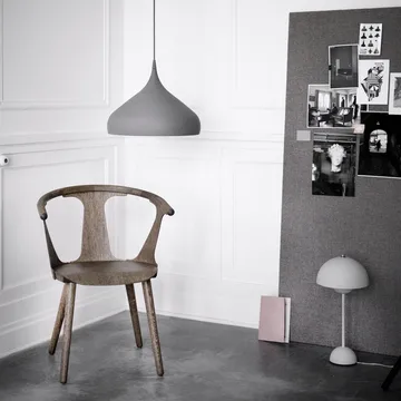 Lampa stołowa Flowerpot VP3 - matowy jasny szary - &Tradition