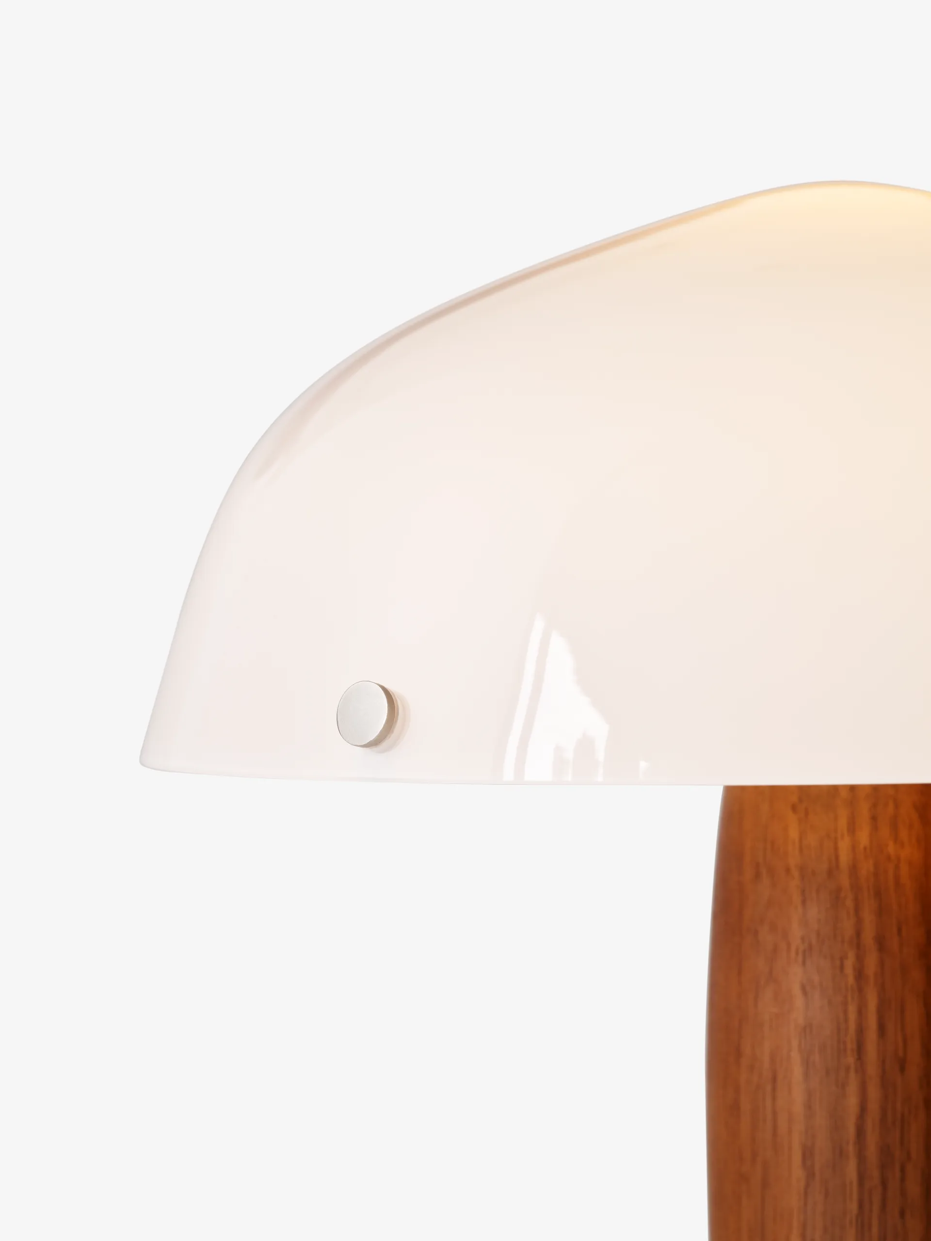 Lampa stołowa Herman SHY3, walnut & cream marble, textilsladd &Tradition