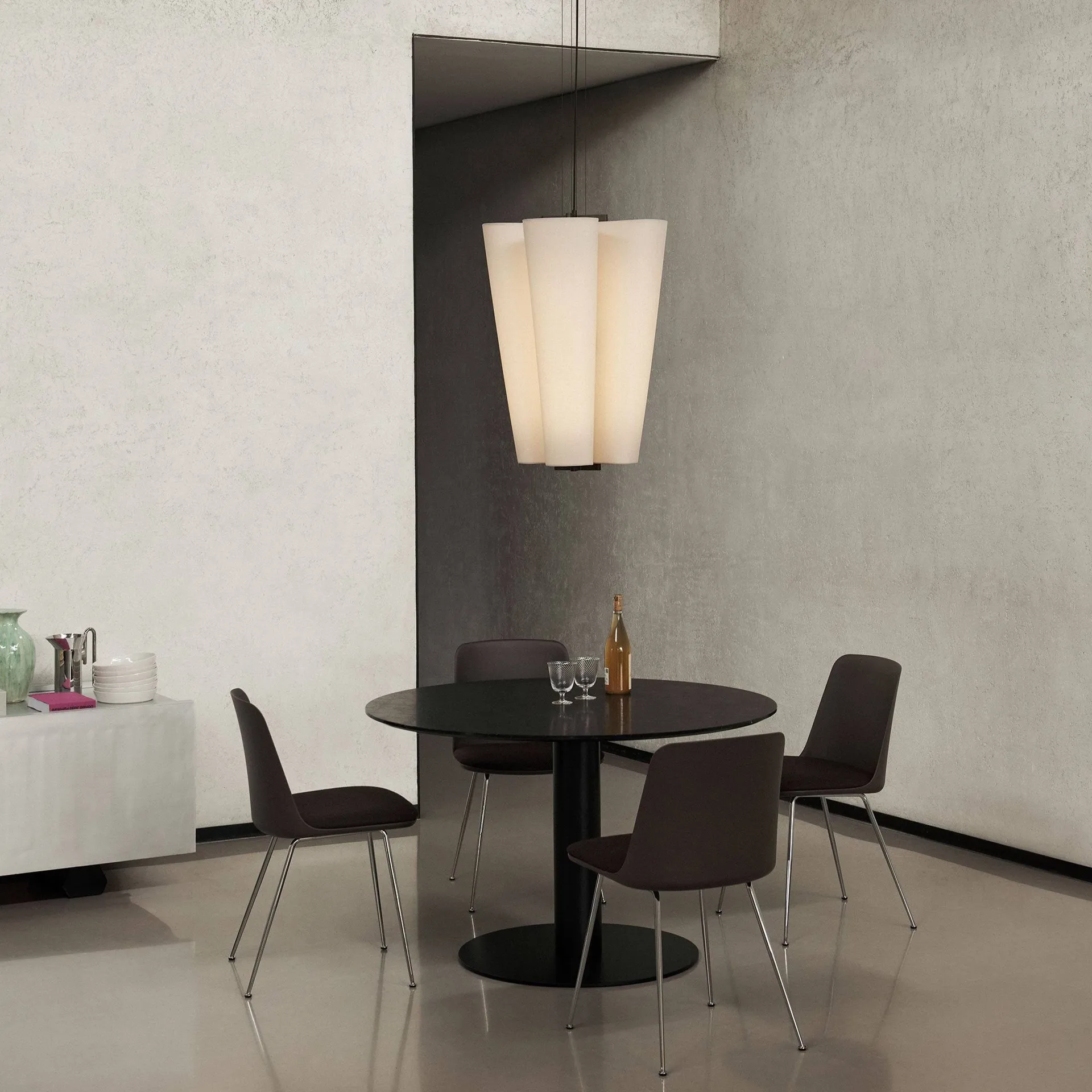 Lampa wisząca Bella chandelier, SC115, Bronzed & Soft Canvas, Ø54 cm &Tradition