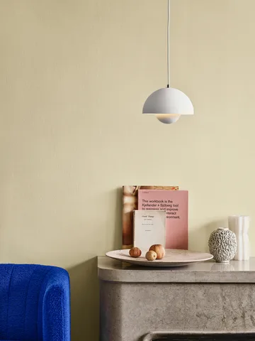 Lampa wisząca Flowerpot VP1 - Biała matowa - &Tradition