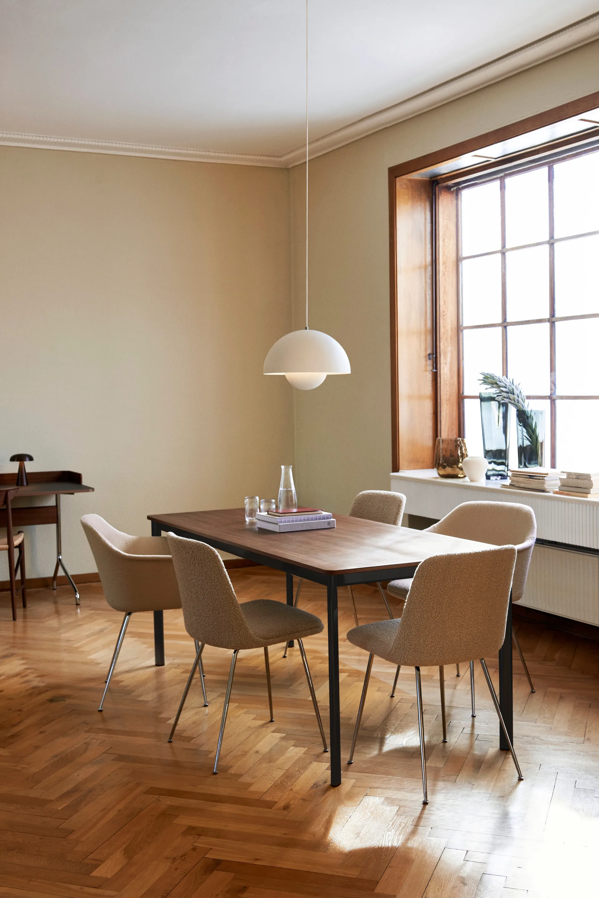 Lampa wisząca Flowerpot VP7, matowy biały &Tradition