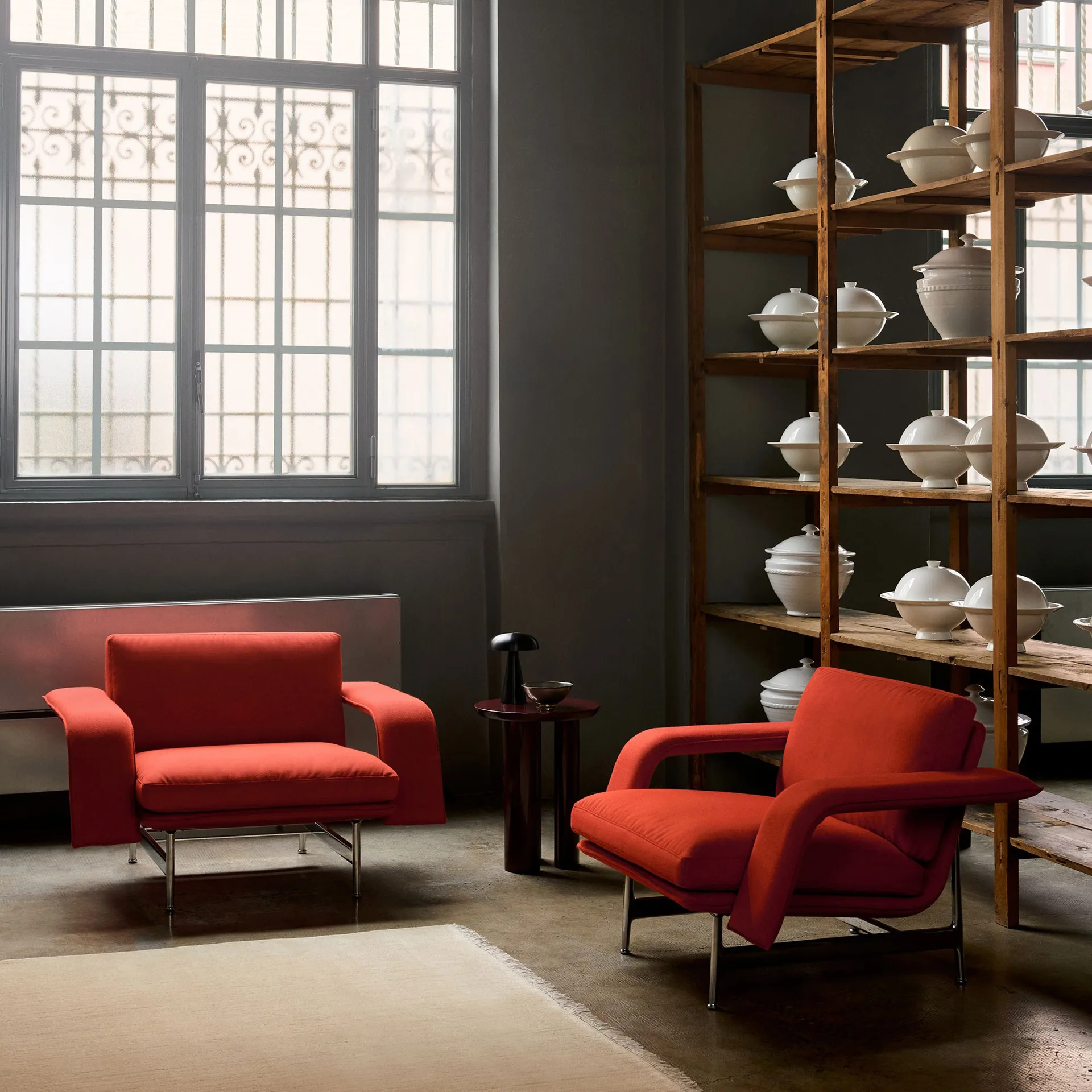 Meantime AV29 fotel lounge, Pol. aluminium-Fiord 0571 &Tradition