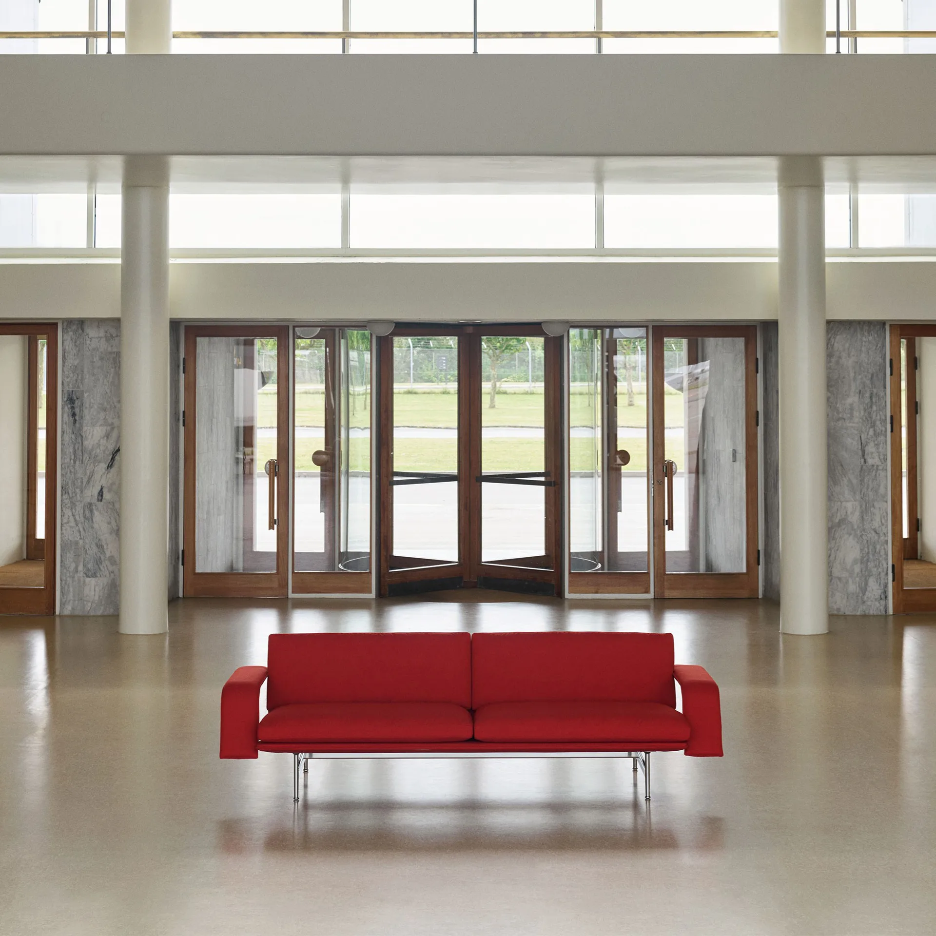 Meantime AV31 sofa 3-osobowa, Pol. aluminium-Fiord 0571 &Tradition