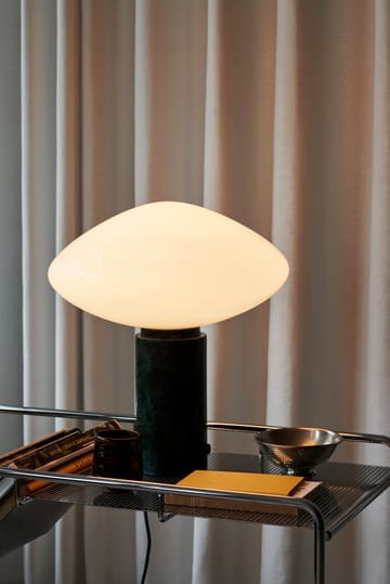 Mist AP17 lampa stołowa Ø37 cm - Matt White & Guatemala Verde - &Tradition