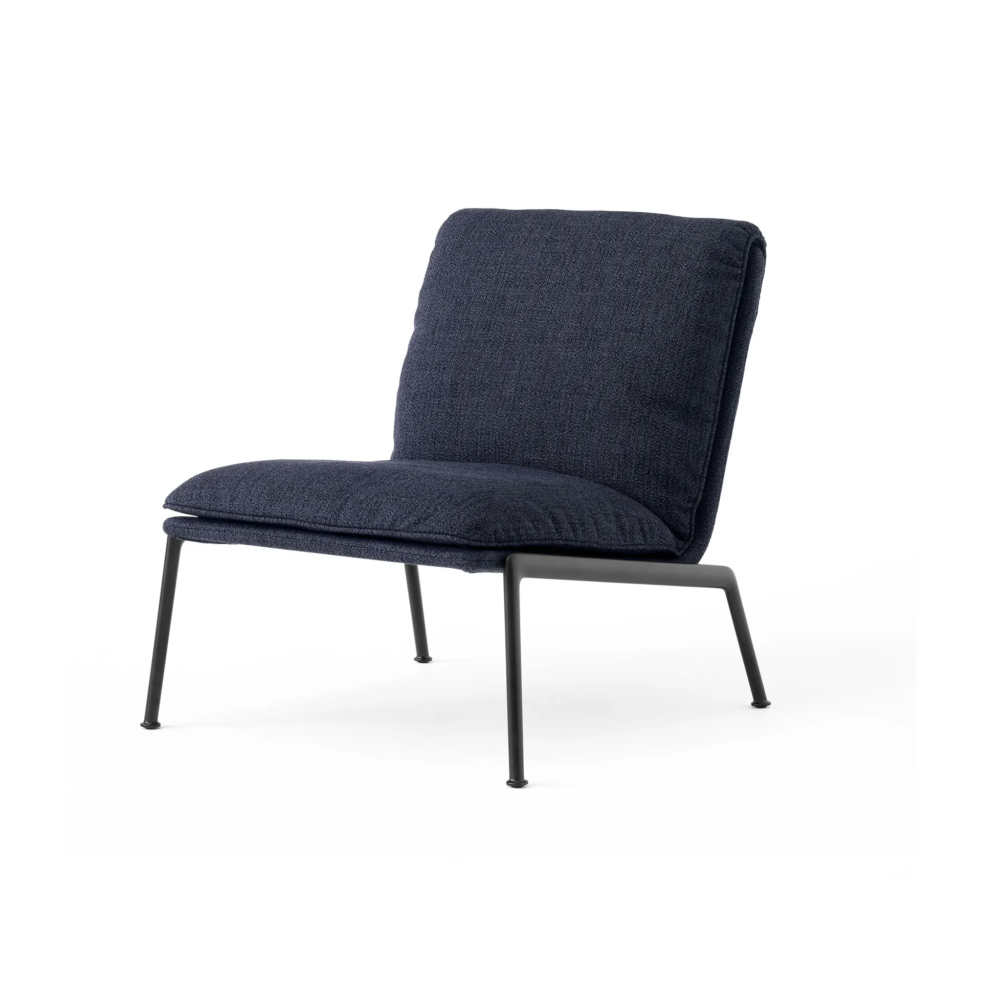 Muno LN18 fotel lounge, Warm black-Ecriture 0780 &Tradition