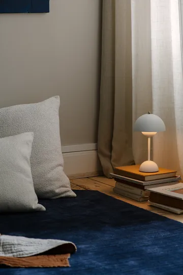 Przenośna lampa stołowa Flowerpot VP9 - Biała matowa - &Tradition