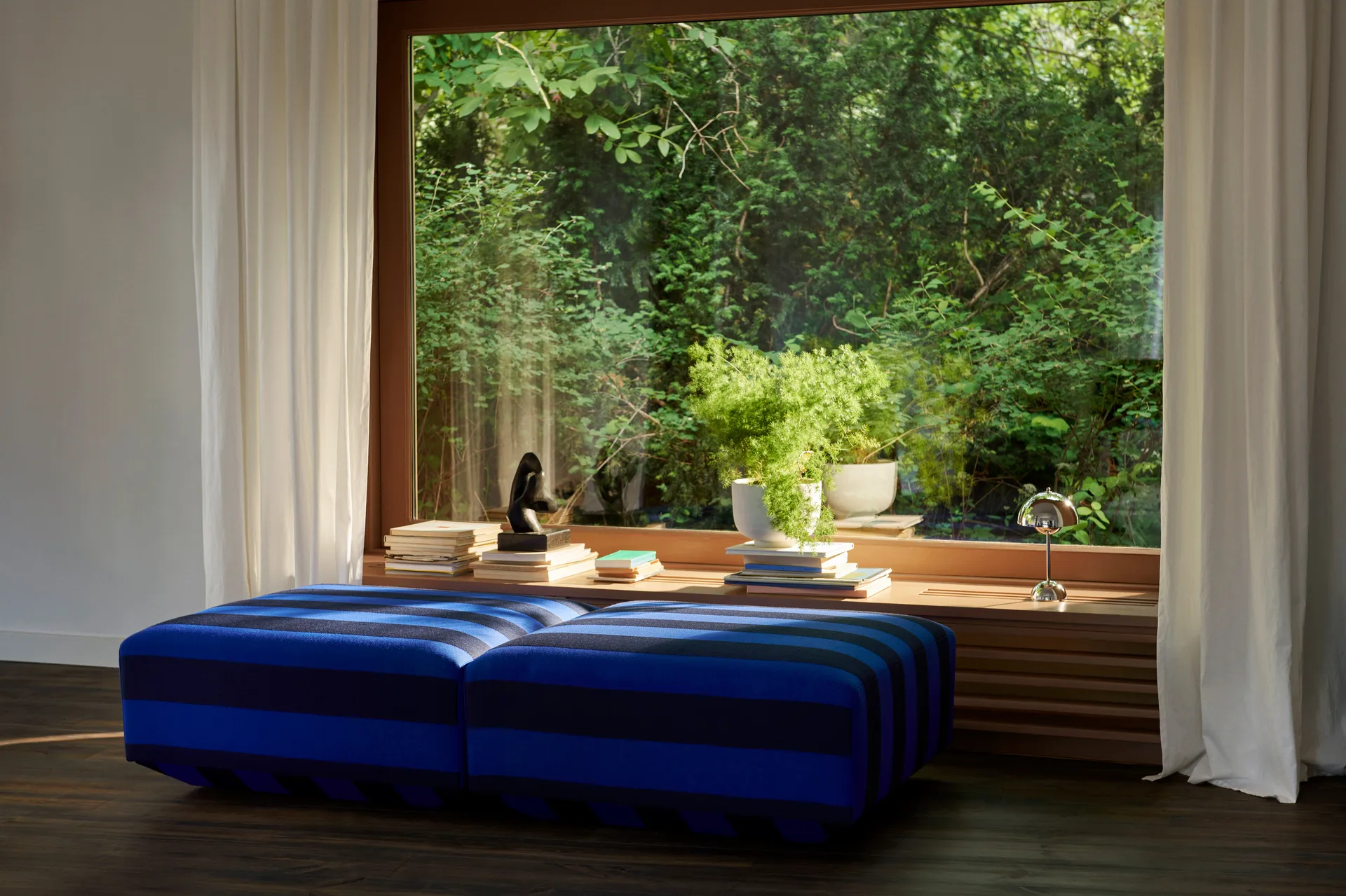 Przenośna lampa stołowa Flowerpot VP9, Chrome &Tradition