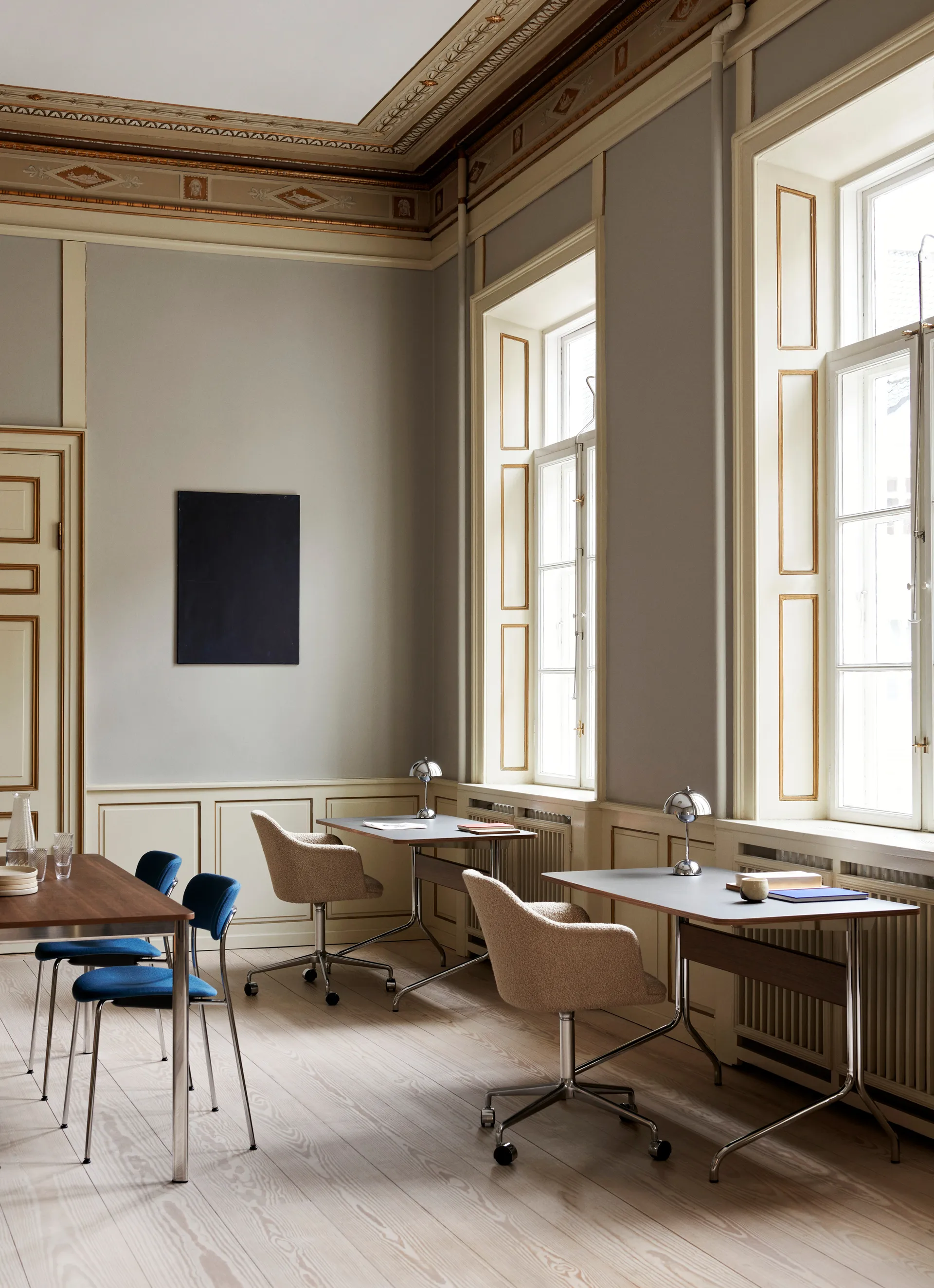 Przenośna lampa stołowa Flowerpot VP9, Chrome &Tradition