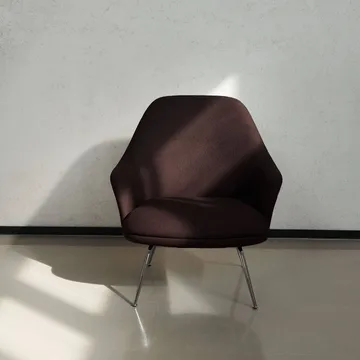 Rely HW139 lounge chair - Saxion 0397-chrom - &Tradition