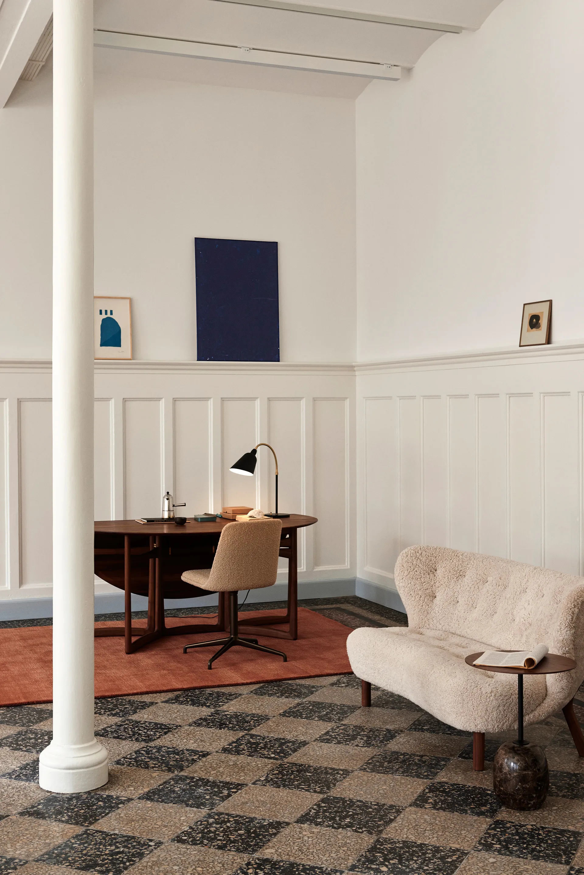 Sofa Little Petra VB2, Orzech włoski olejowany-Moonlight &Tradition