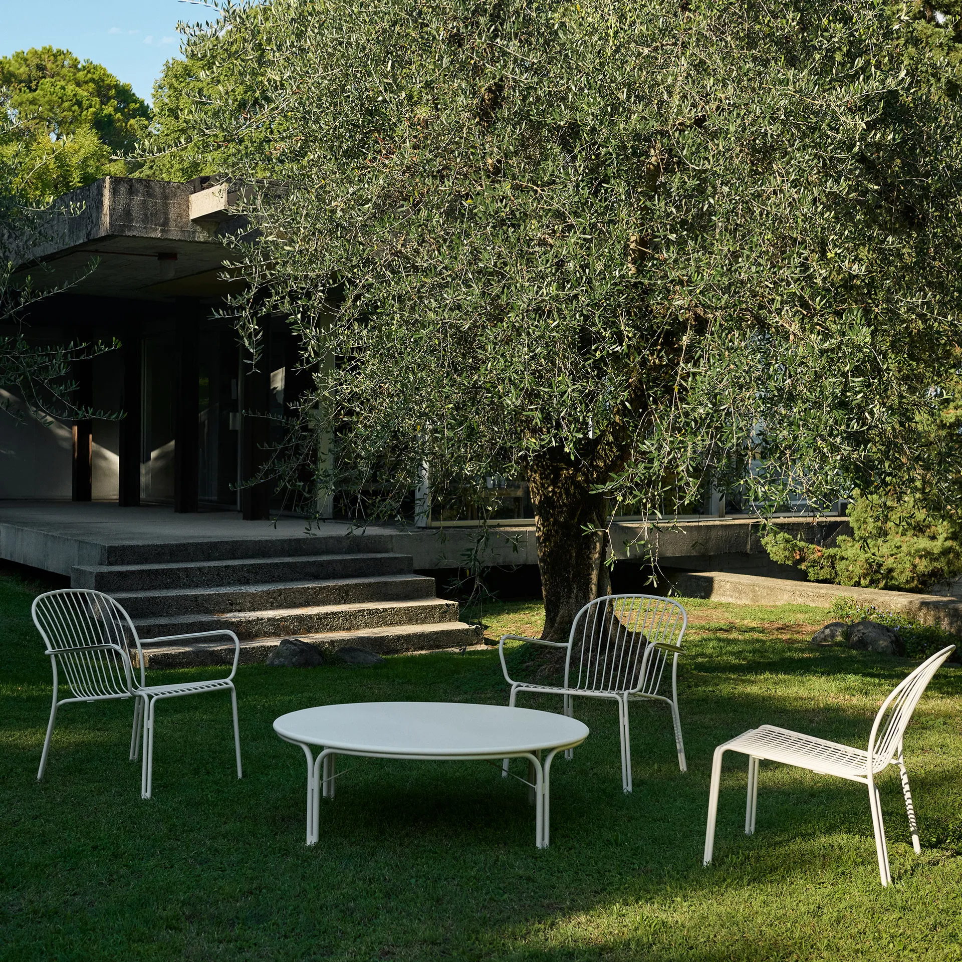 Stolik kawowy Thorvald SC109, Ivory, Ø115 cm &Tradition