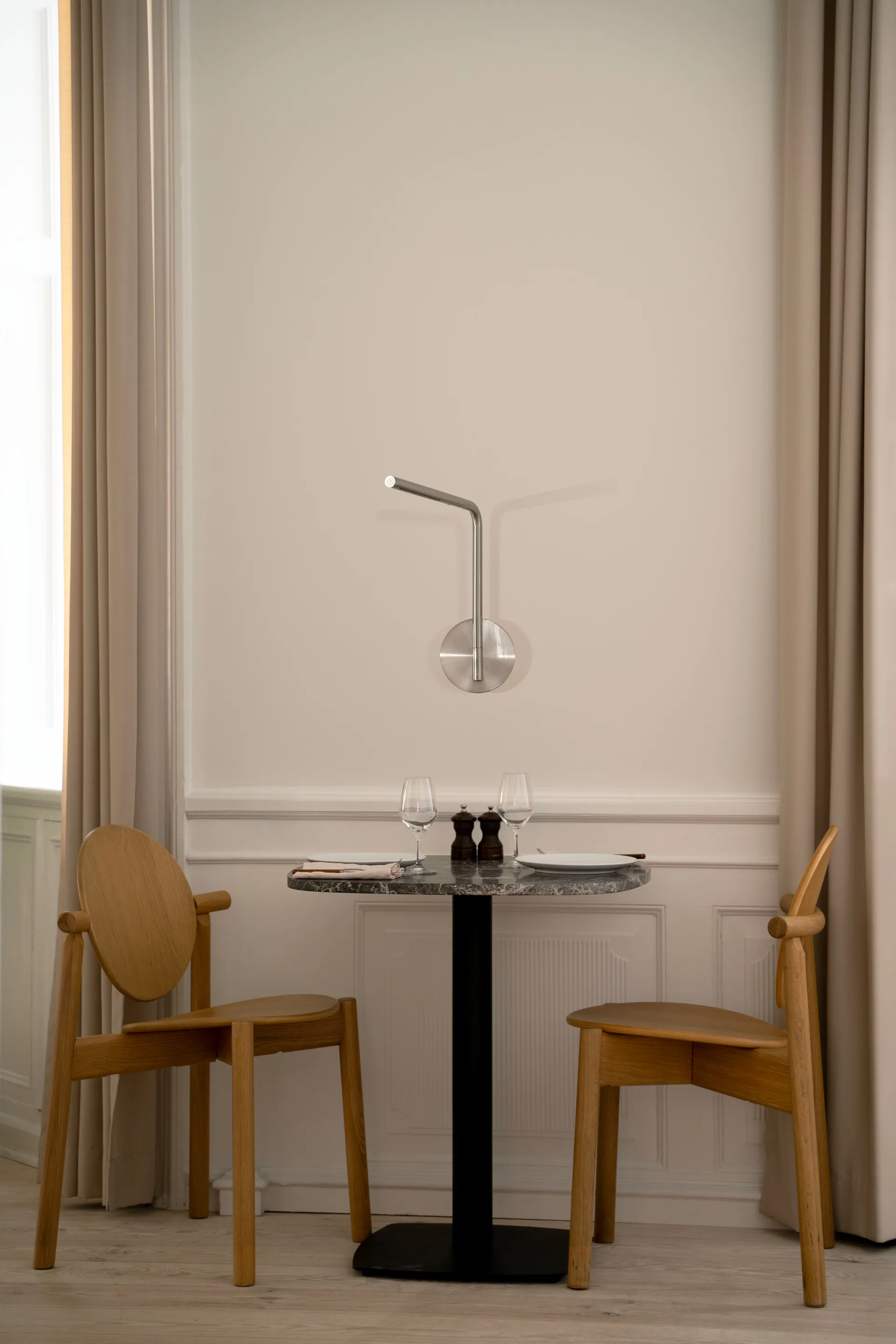 Kinkiet Omni Pivot, Steel Umage