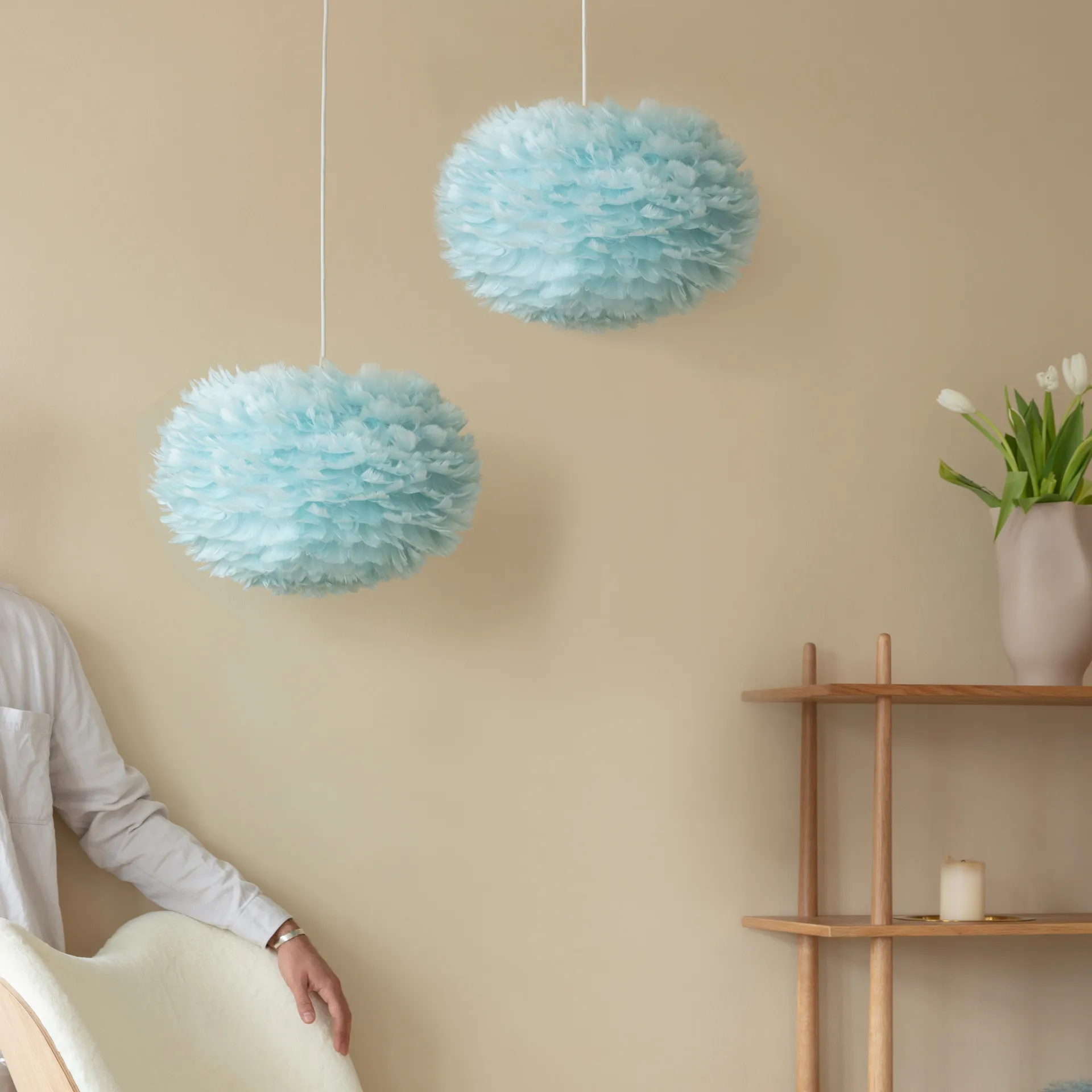 Lampa Eos jasnoniebieska, Średni ø45 cm Umage