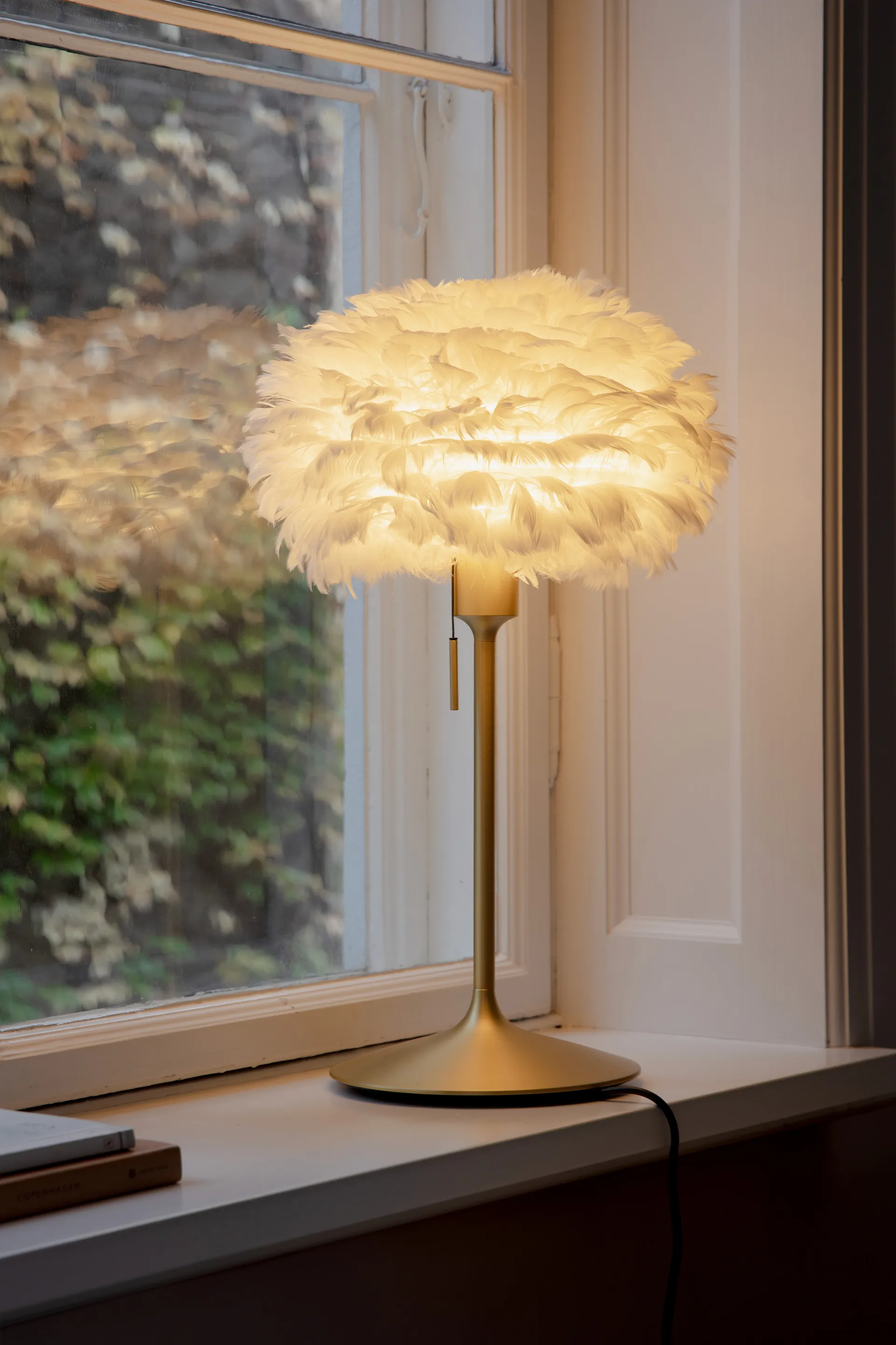 Lampa stołowa Eos mini, Biały-szczotkowany mosiądz Umage