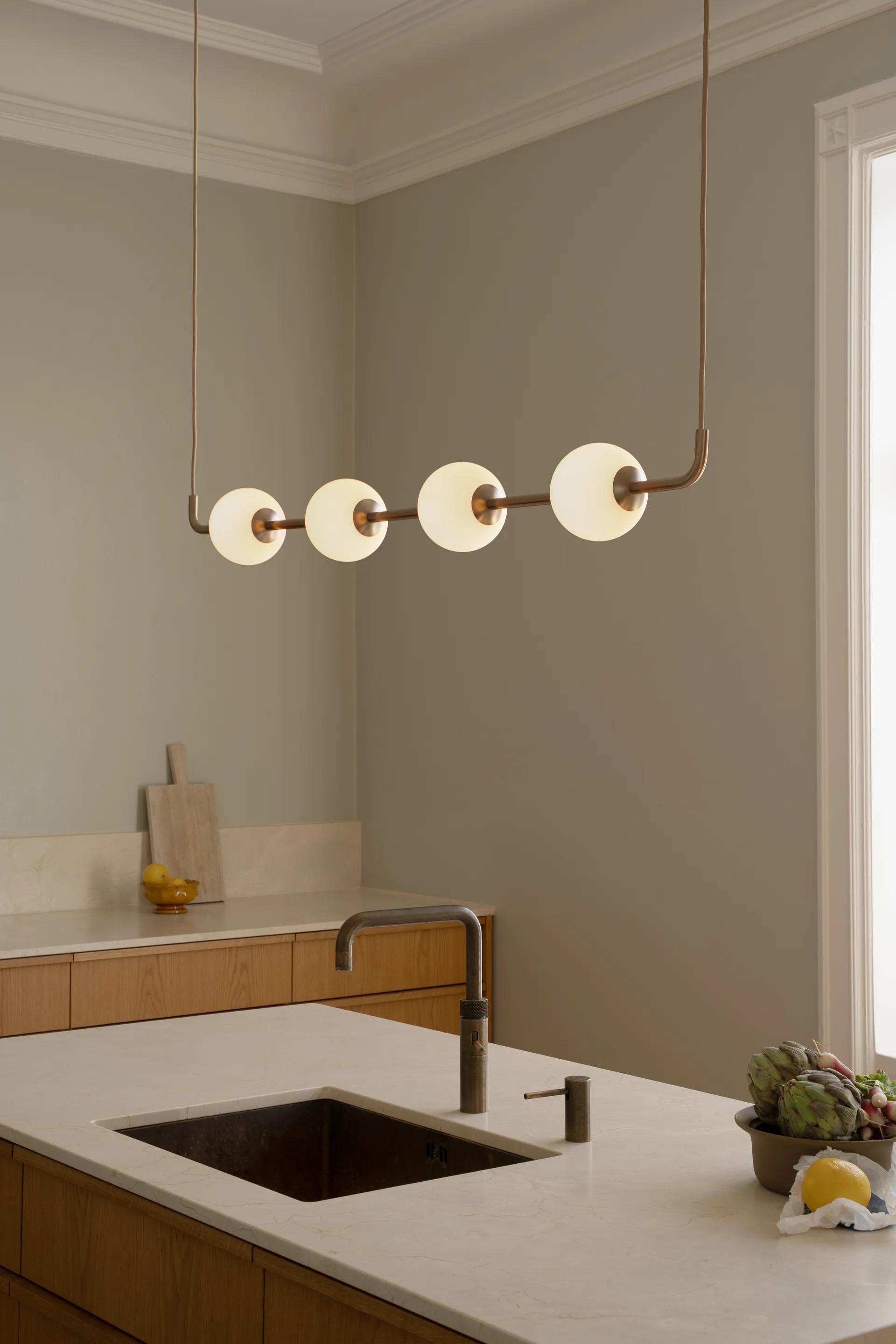 Lampa wisząca Audrey, Mosiądz Umage
